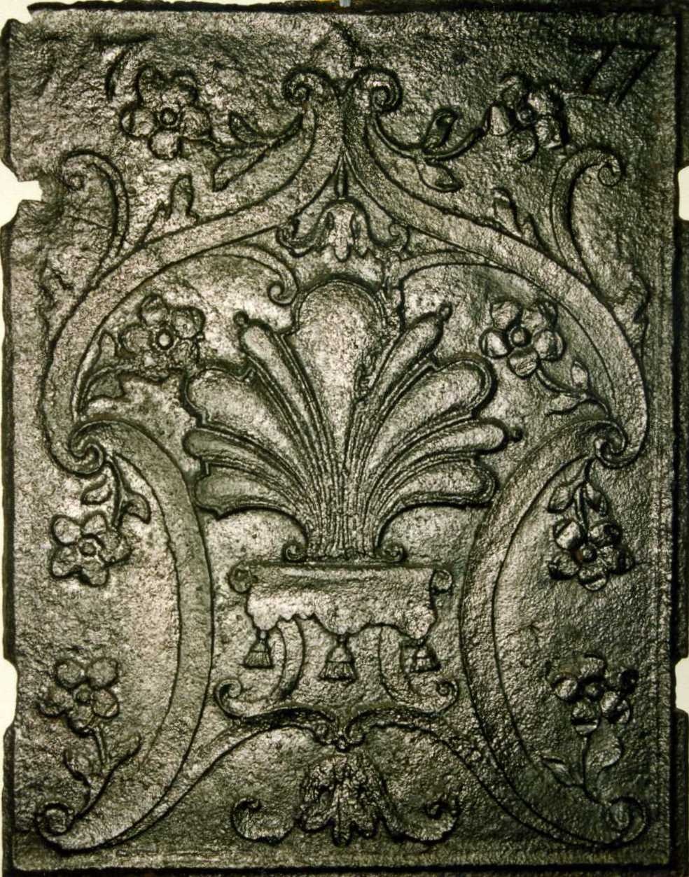 Stirnplatte; Palmettendekor (Historisches Museum der Pfalz, Speyer CC BY)