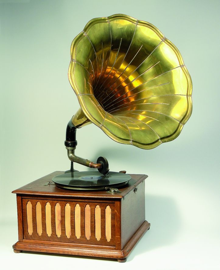 Trichtergrammophon (Theodor-Zink-Museum Kaiserslautern CC BY-NC-SA)