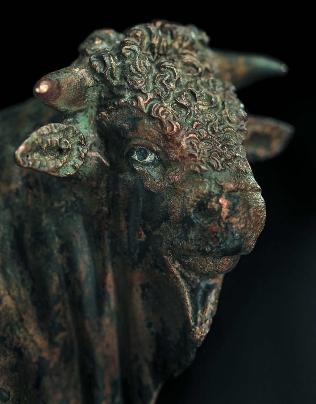 Statuette eines Stieres (Rheinisches Landesmuseum Trier CC BY-NC-SA)