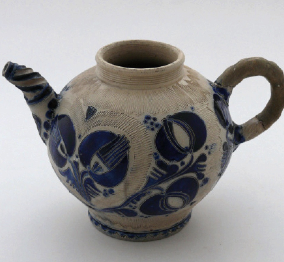 Teekanne (Keramikmuseum Westerwald CC BY-NC-SA)