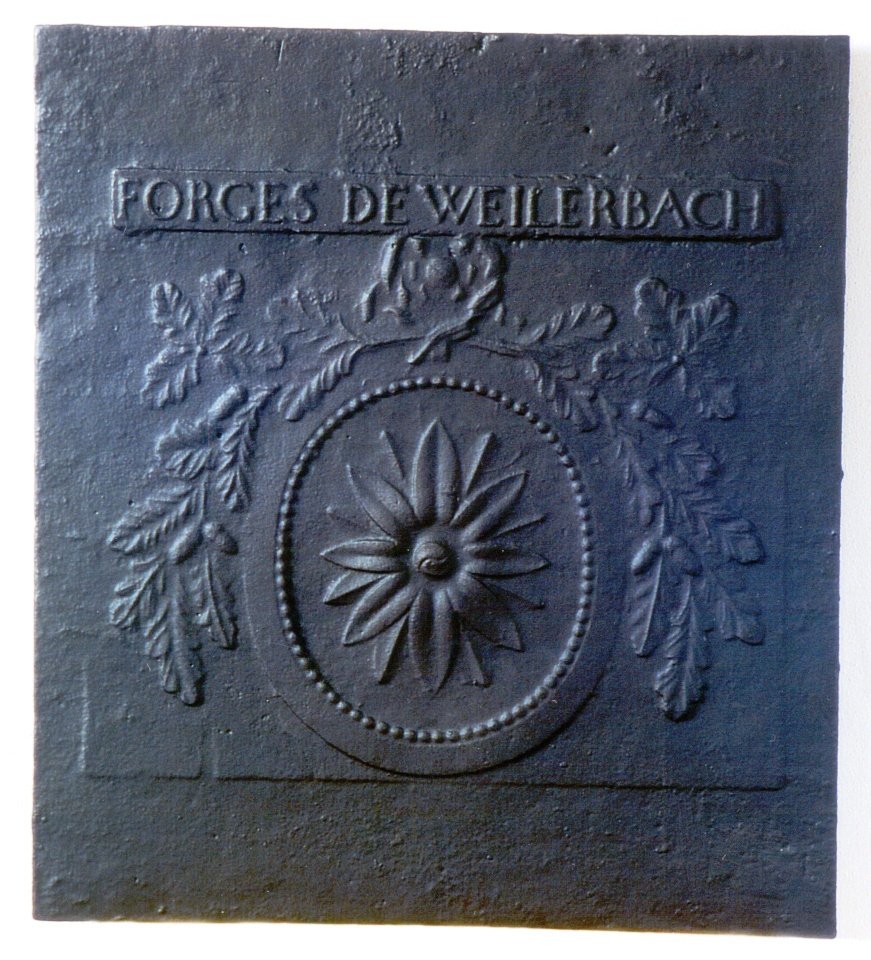 Takenplatte mit Bürgerkrone (Kreismuseum Bitburg-Prüm CC BY-NC-SA)