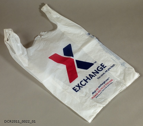 Tragetasche, Exchange You save, we give back (dc-r docu center ramstein CC BY-NC-SA)