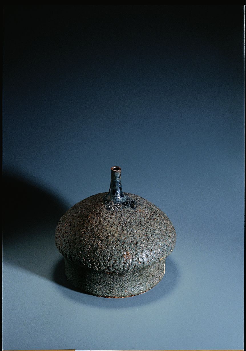 Asshoff, Ingeborg und Bruno - Vase Anfang 1960er Jahre. (Moderne Keramik des 20. Jh. - Landessammlung RLP CC BY-NC-SA)