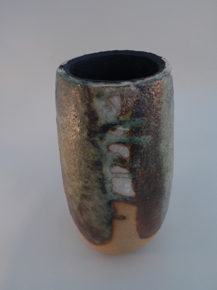 Schlanke Becherform (Keramikmuseum Westerwald CC BY-NC-SA)