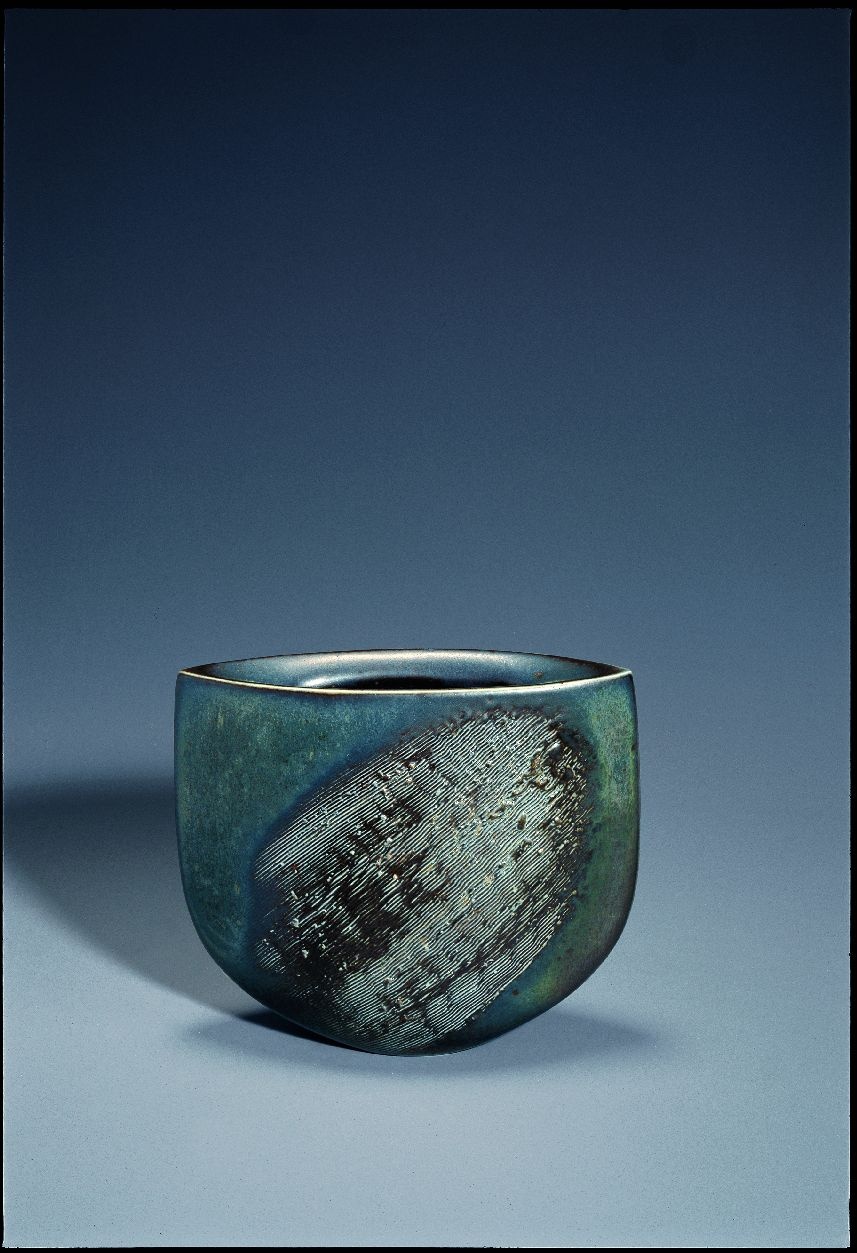 Weigel, Gotlind - &quot;Tasche&quot;, 1985/86. (Moderne Keramik des 20. Jh. - Landessammlung RLP CC BY-NC-SA)