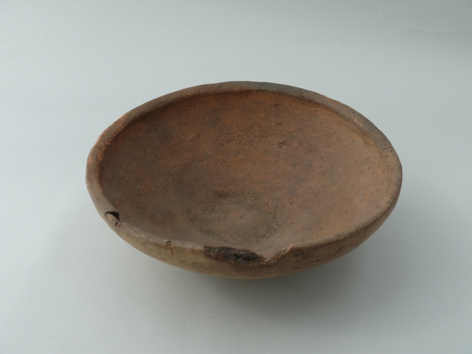  Schale, Irdenware (Keramikmuseum Westerwald CC BY-NC-SA)