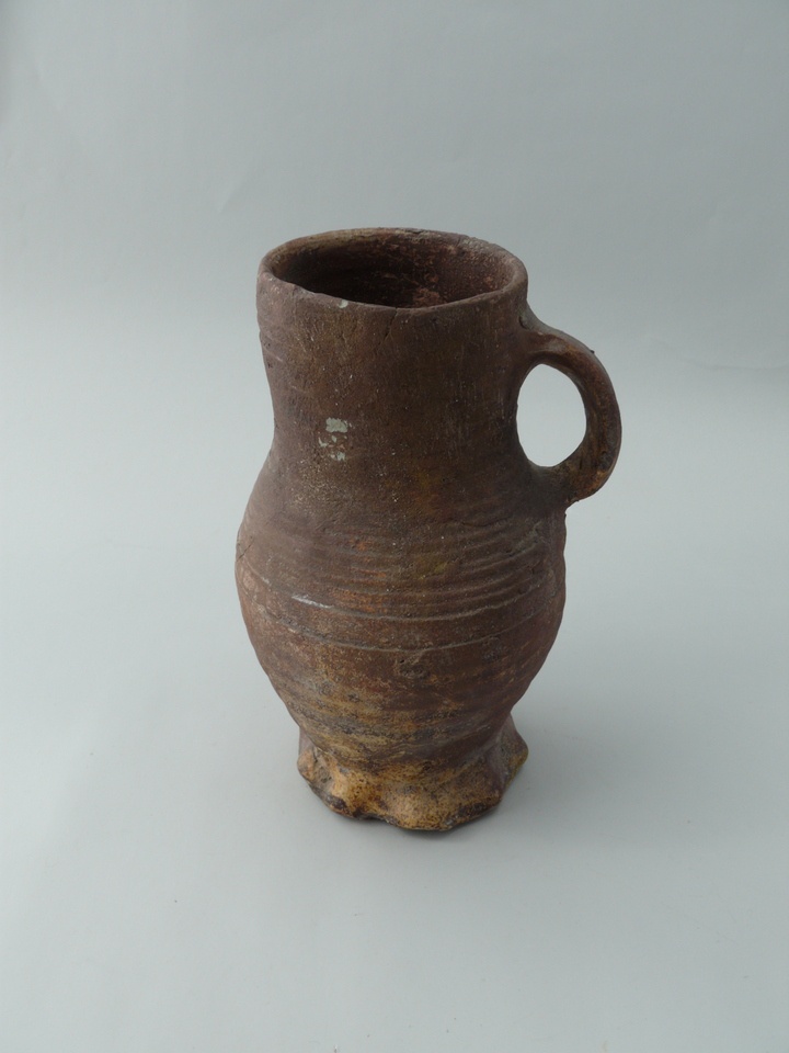 Zylinderhalskrug, Schankgefäß (Keramikmuseum Westerwald CC BY-NC-SA)
