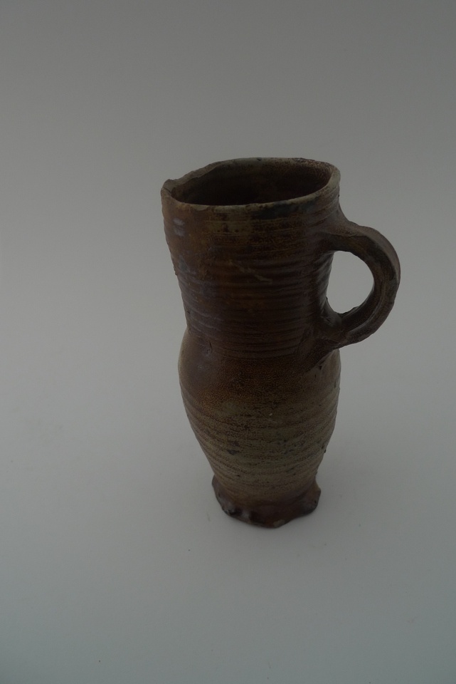 Trink / Schankgefäß (Keramikmuseum Westerwald CC BY-NC-SA)