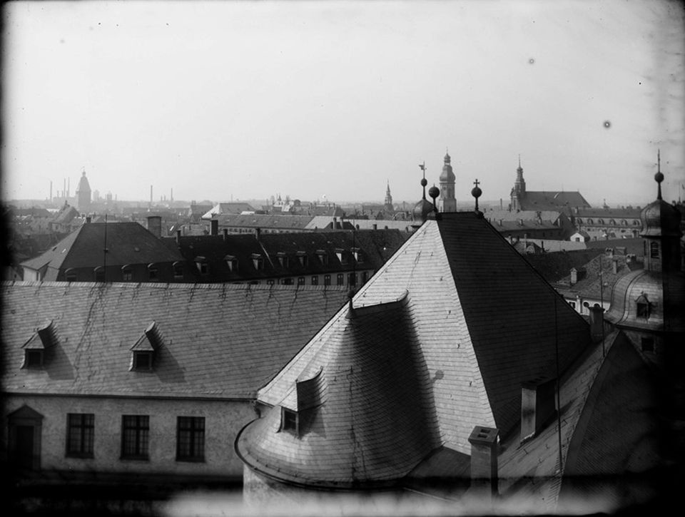 Glasplattennegativ Stadtbild Speyer (Historisches Museum der Pfalz, Speyer CC BY)