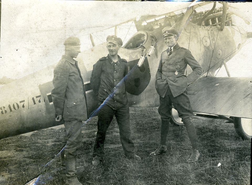 Pilot und Soldaten (Historisches Museum der Pfalz, Speyer CC BY)