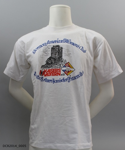 T-Shirt, Deutsch-Amerikanischer Frauenclub (dc-r docu center ramstein CC BY-NC-SA)