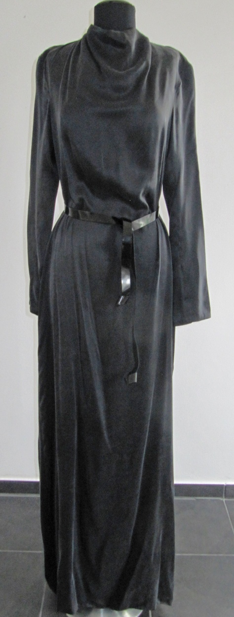 Kleid aus der Kollektion Tangram (Stadtmuseum Simeonstift Trier RR-R)