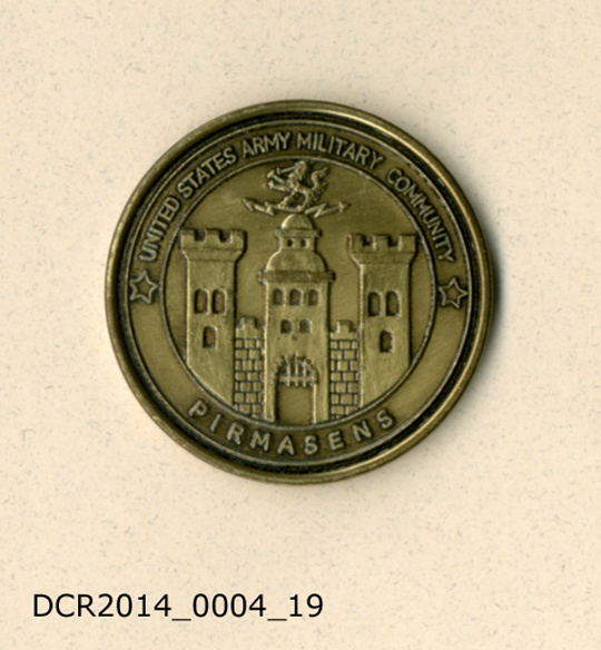 Gedenkmünze, Challenging Coin, United States Military Community Pirmasens (&quot;dc-r&quot; docu center ramstein CC BY-NC-SA)