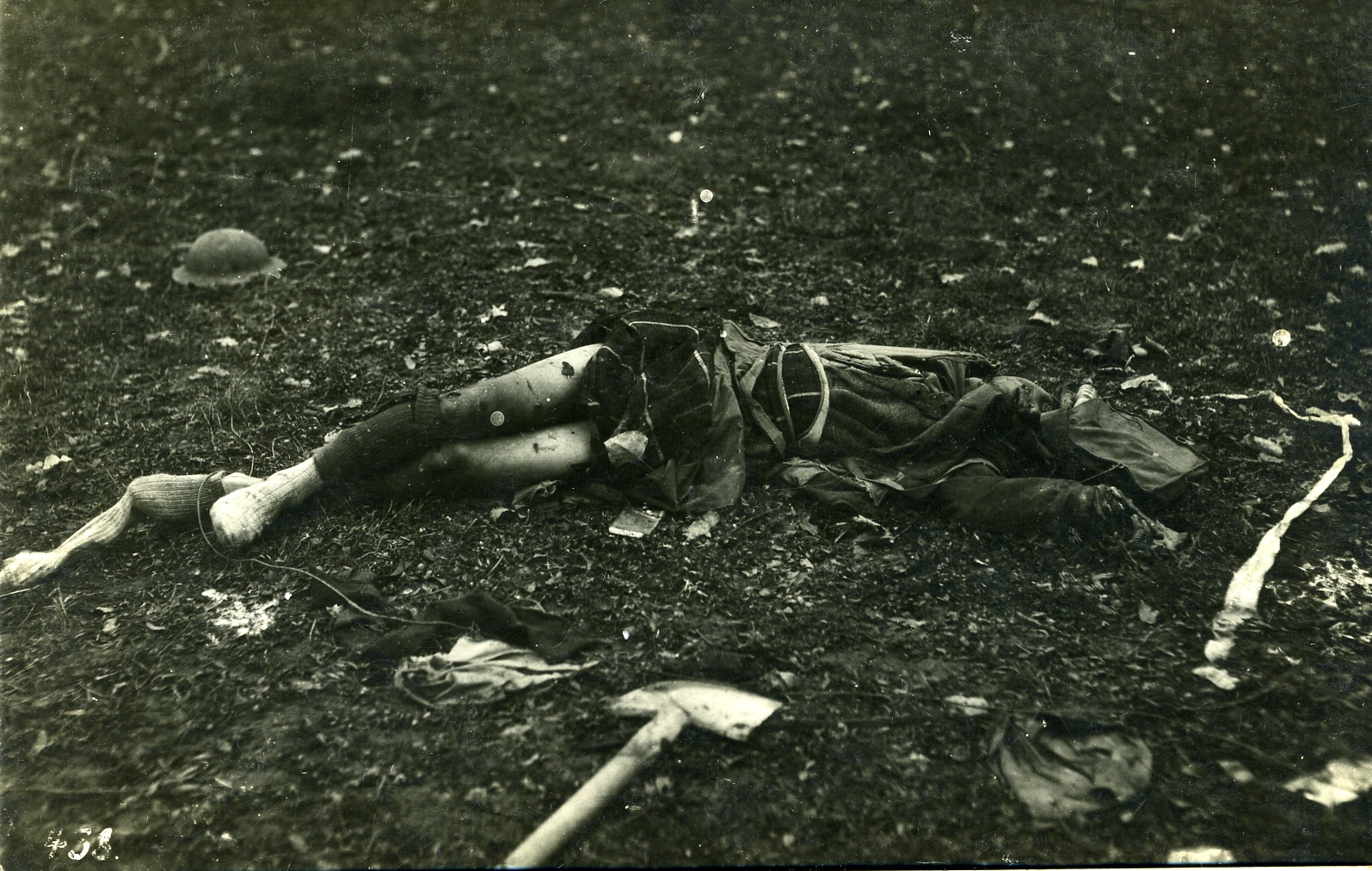 Fotopostkarte "Toter Soldat" (Historisches Museum der Pfalz, Speyer CC BY)
