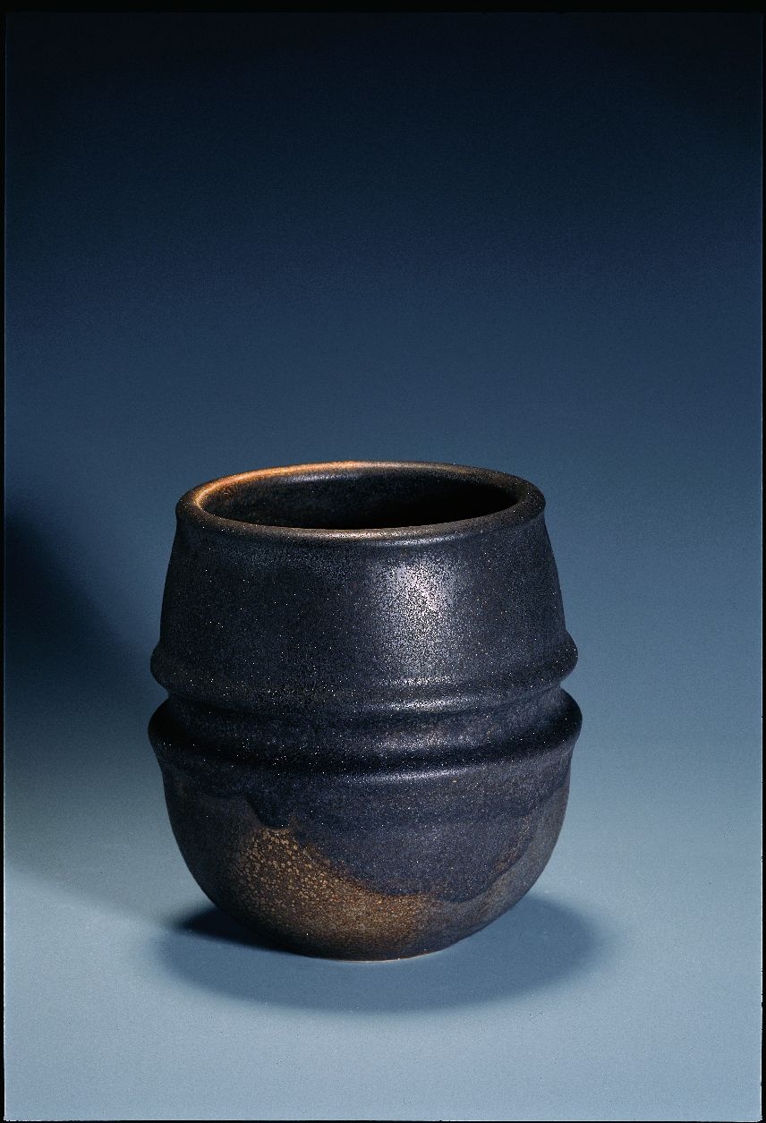 Ellwanger, Volker - "Urnenform", 1978 (Bern) (Moderne Keramik des 20. Jh. - Landessammlung RLP CC BY-NC-SA)
