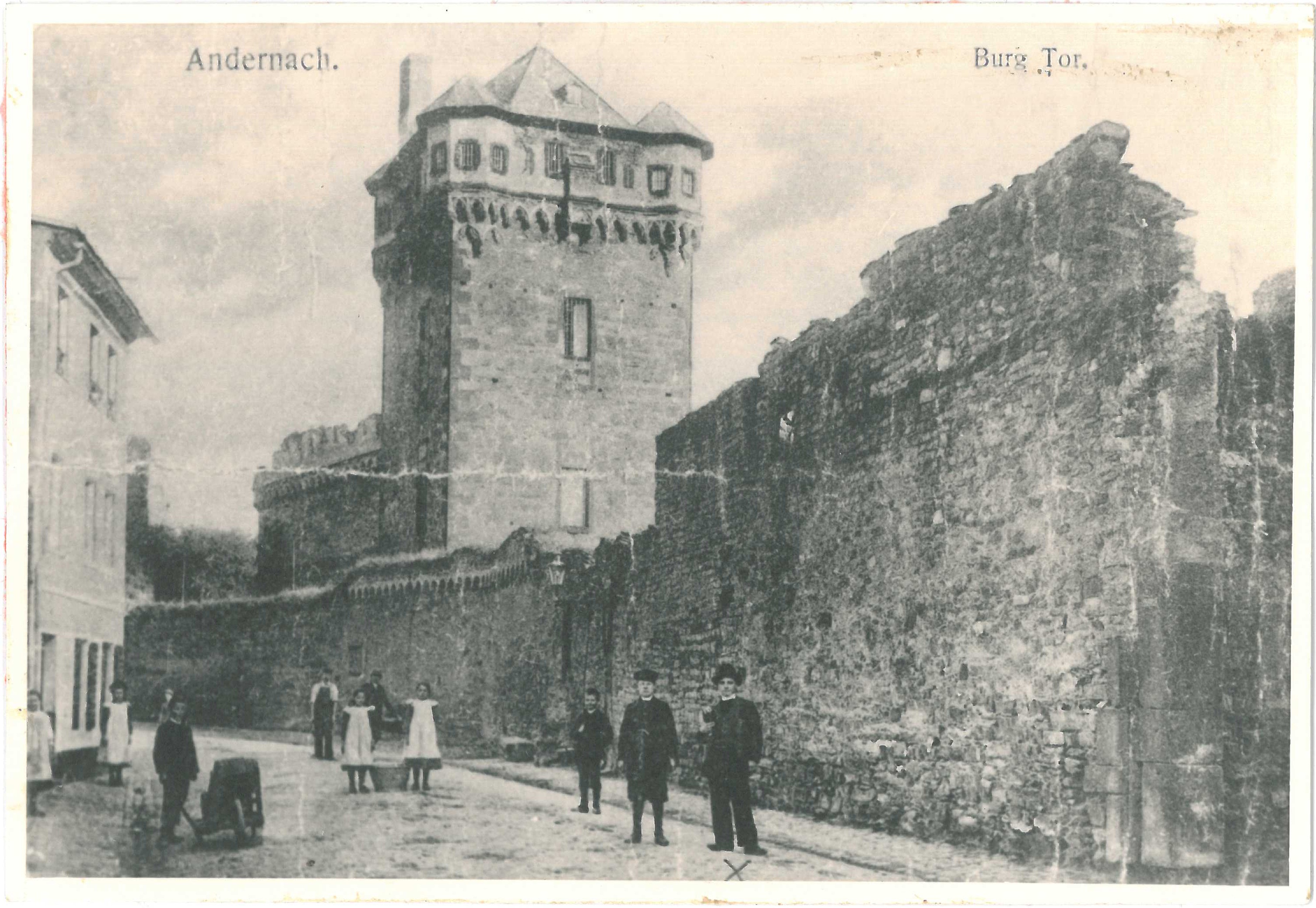 Fotografie des Burgfrieds der Andernacher Burg (Stadtmuseum Andernach CC BY-NC-SA)