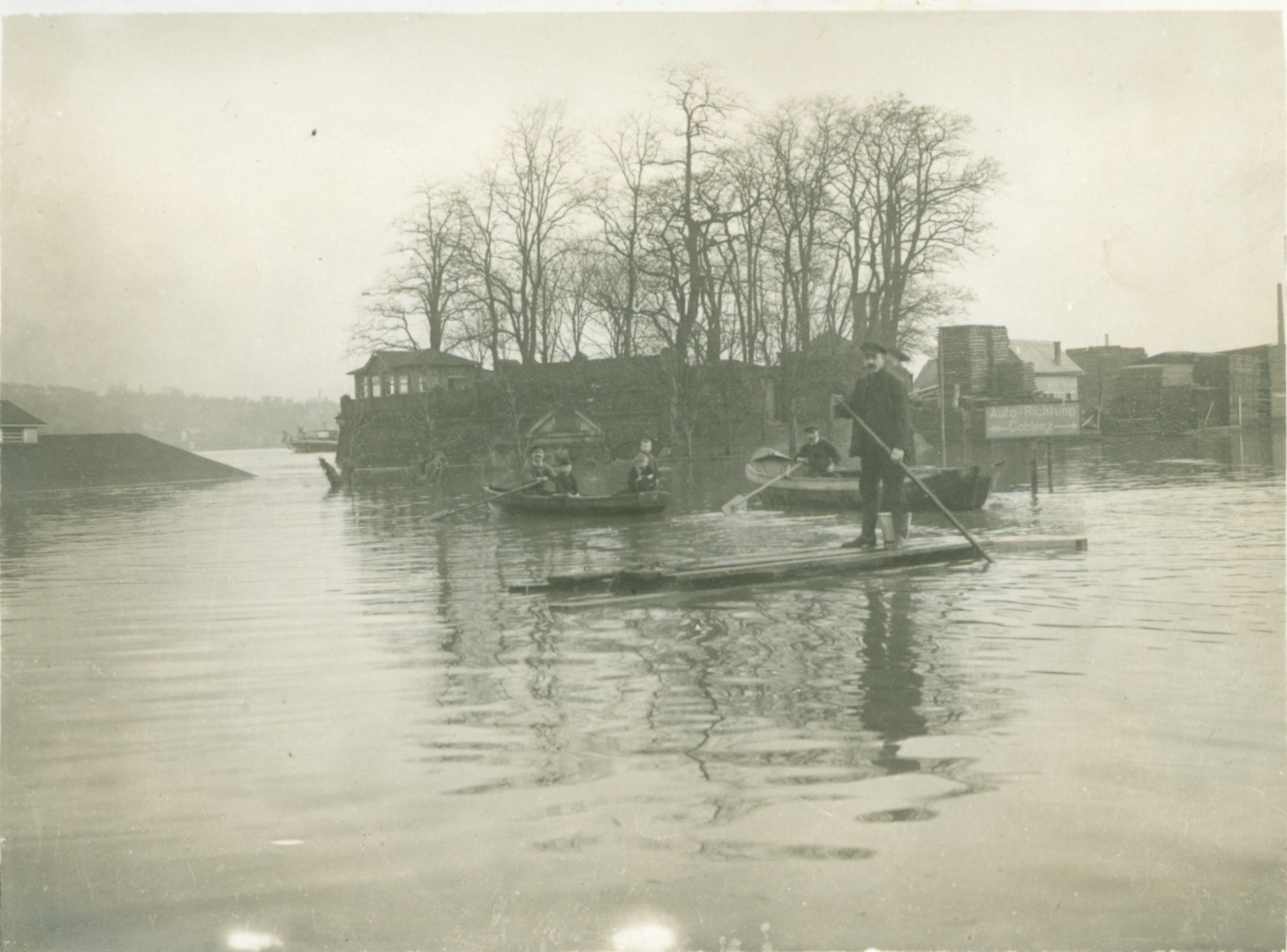Hochwasser Bollwerk und Hindenburgwall 1920 (Stadtmuseum Andernach CC BY-NC-SA)