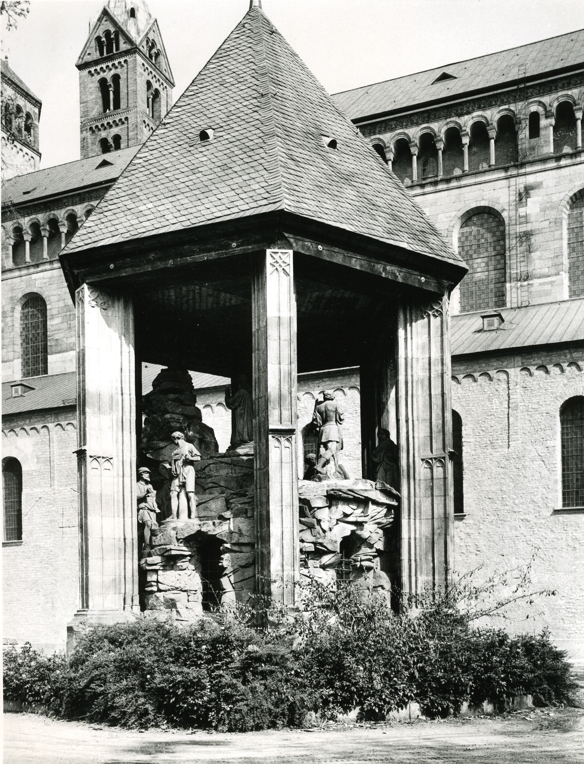 Fotografie "Kaiserdom Speyer (Ostansicht XV)" (Historisches Museum der Pfalz, Speyer CC BY-NC)