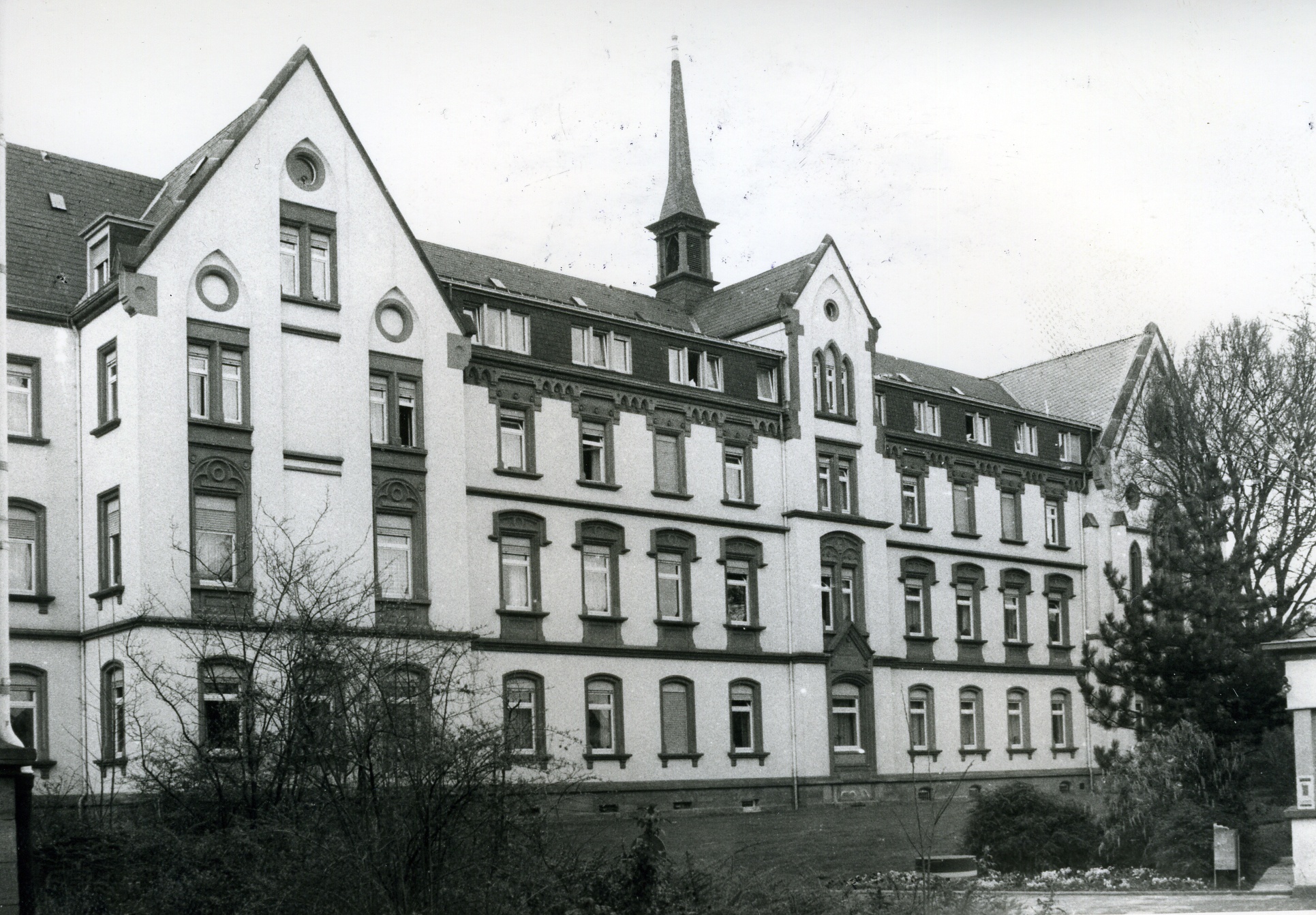 Fotografie "Evangelische Diakonissenanstalt (I)" (Historisches Museum der Pfalz, Speyer CC BY-NC)