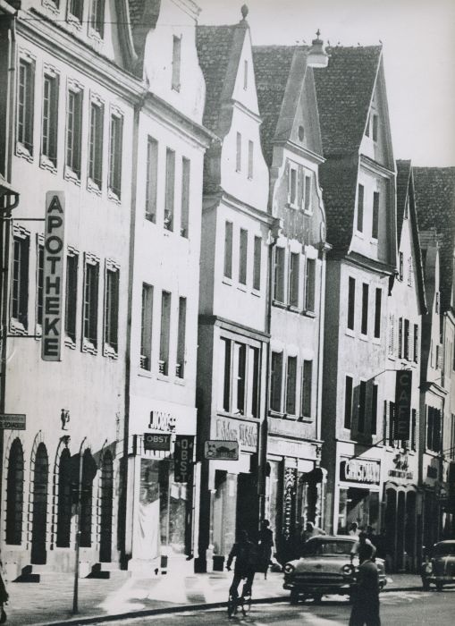 Fotografie "Maximilianstraße (Nr. 22-32 II)" (Historisches Museum der Pfalz, Speyer CC BY-NC)