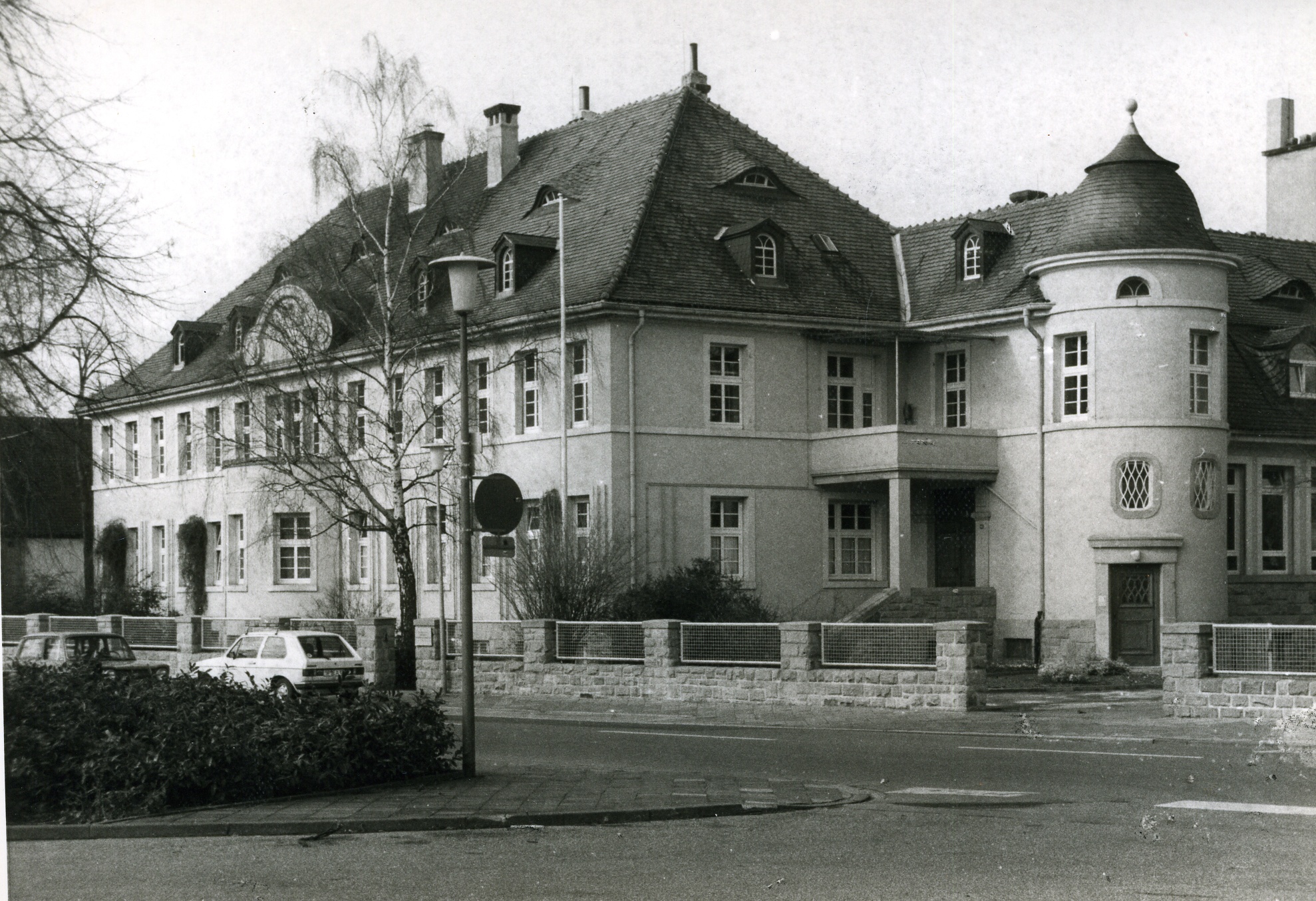 Fotografie "Landwirtschaftliche Untersuchungs- und Forschungsanstalt (IV)" (Historisches Museum der Pfalz, Speyer CC BY-NC)