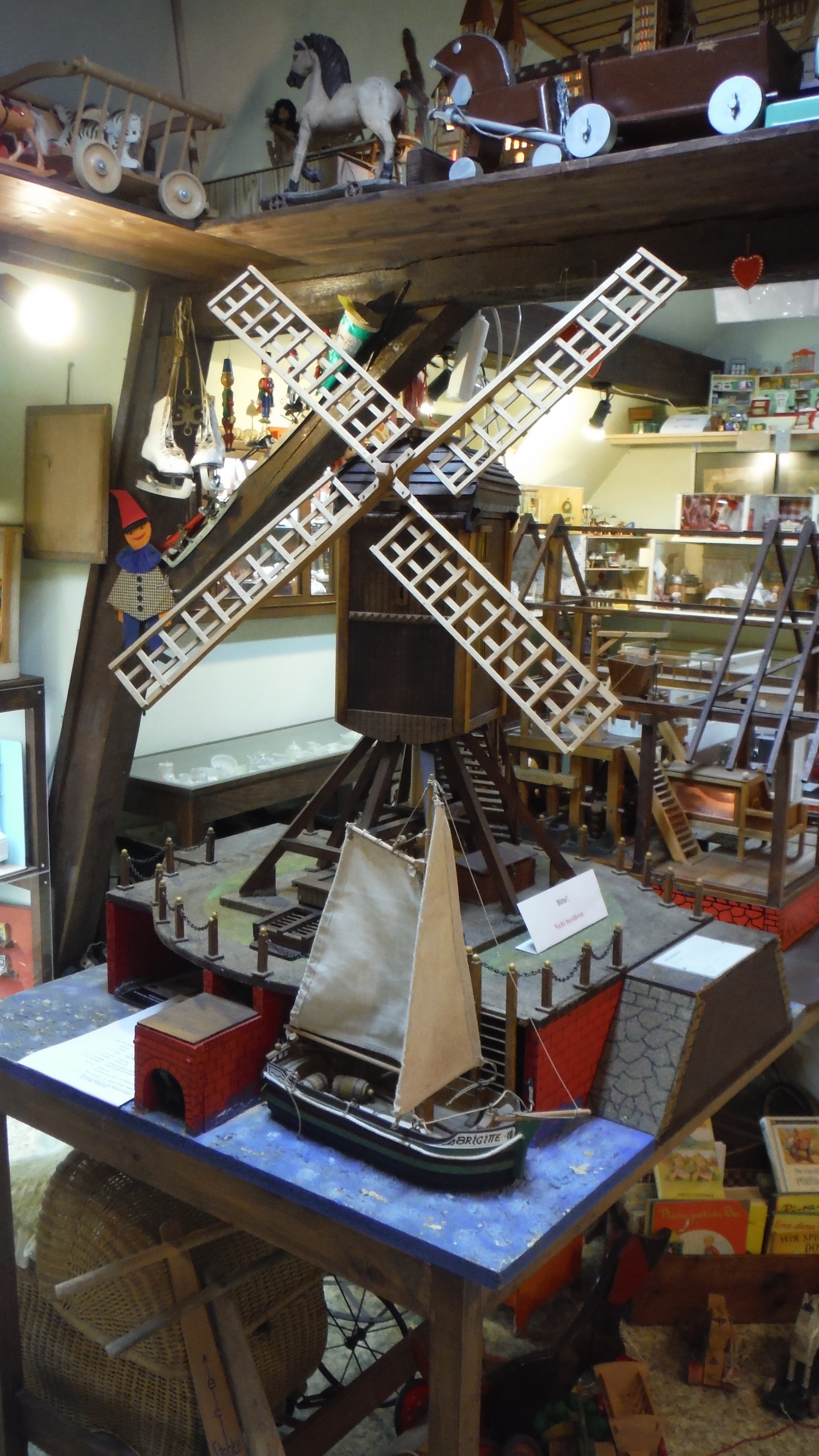 Bock-Windmühle (Heimatmuseum im Schloss Fußgönheim CC BY-NC-SA)
