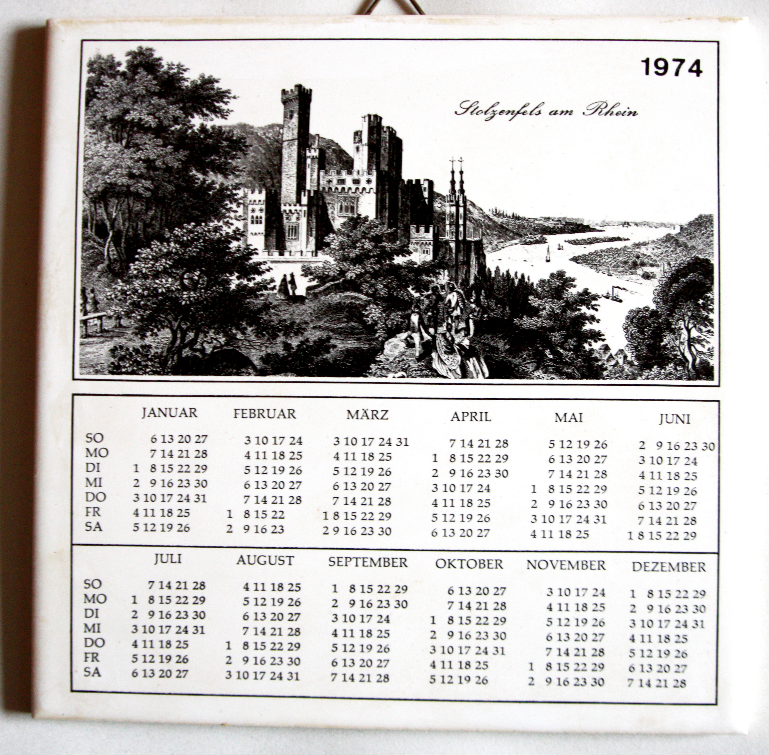 Kalenderfliese 1974 (Heimatmuseum Schloss Sinzig CC BY-NC-SA)
