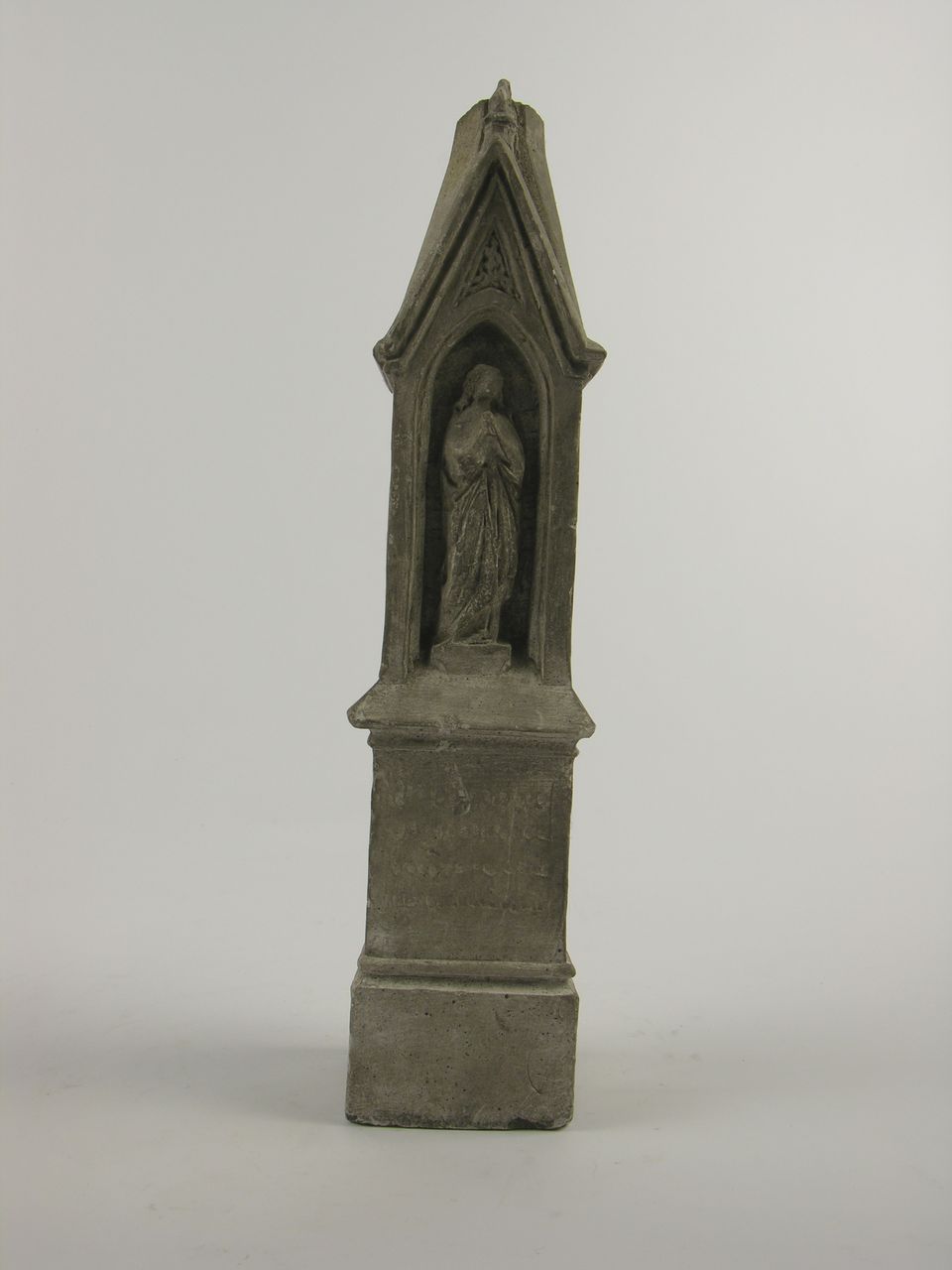 Modell eines Grabmals mit betender Gestalt (Historisches Museum der Pfalz, Speyer CC BY)