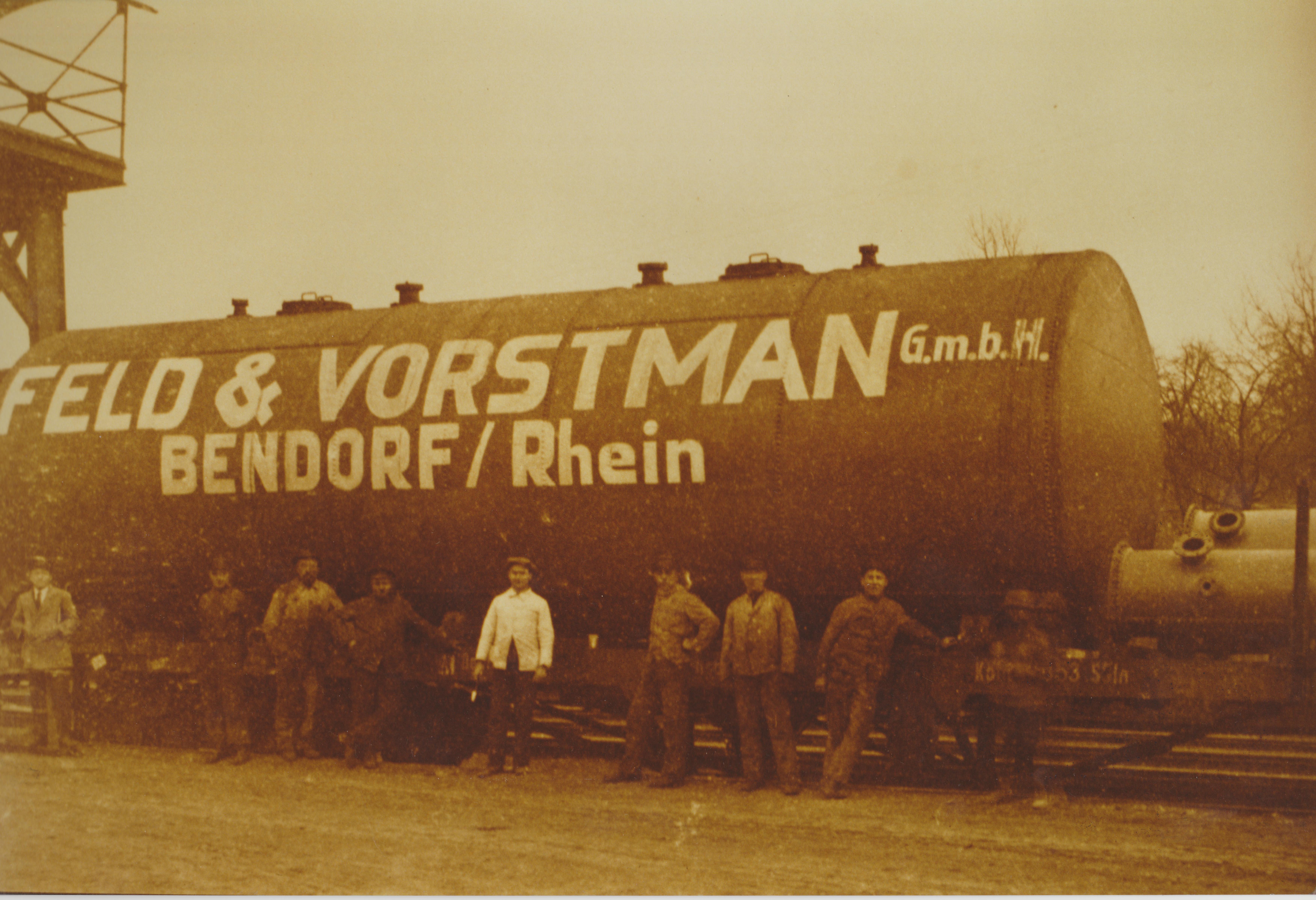 Firma "Feld & Hahn" Bendorf, Verladen einer Anlage 1925 (REM CC BY-NC-SA)