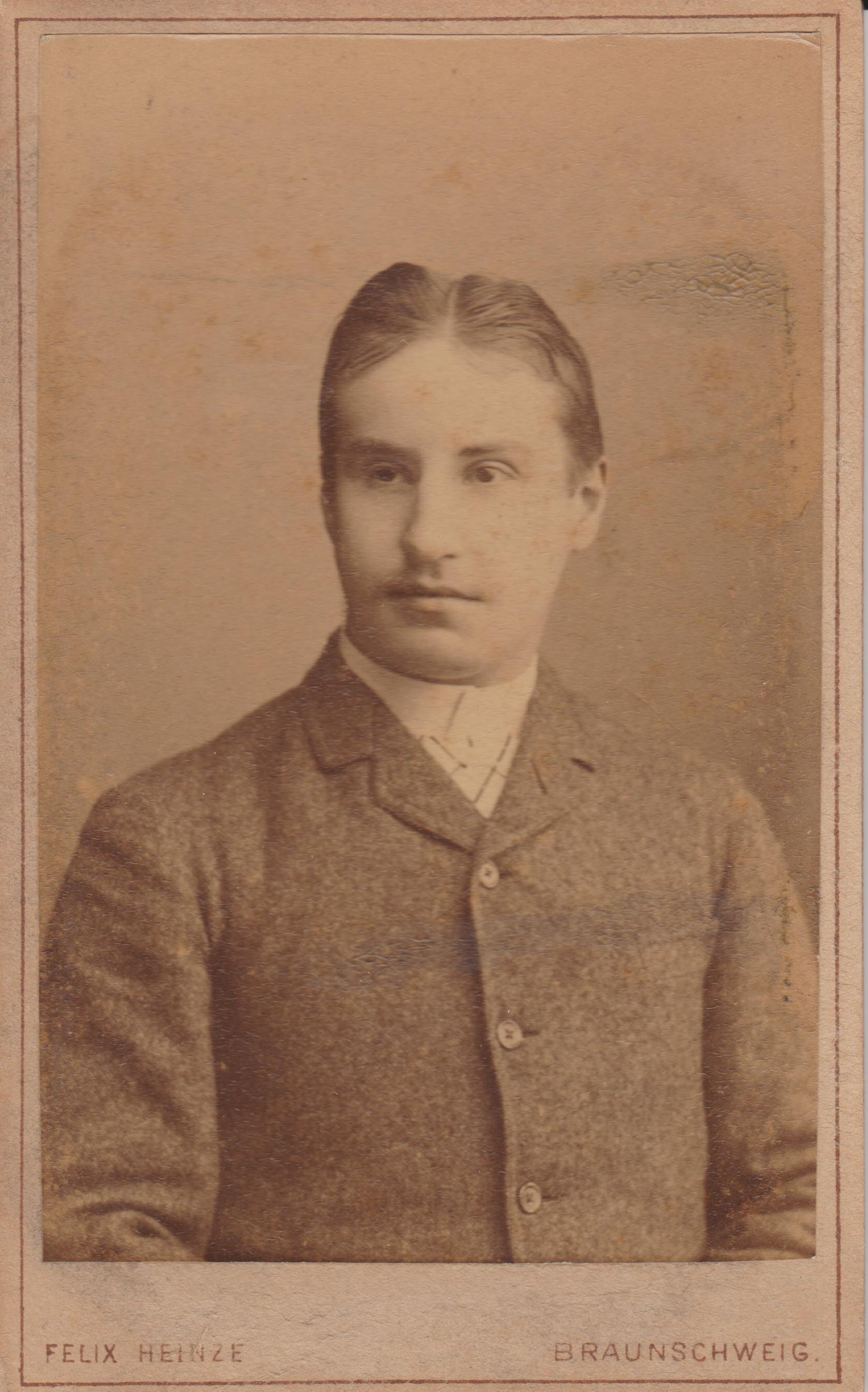 Portrait von Emil Kopp, Kaufmann in Bendorf um 1885 (REM CC BY-NC-SA)