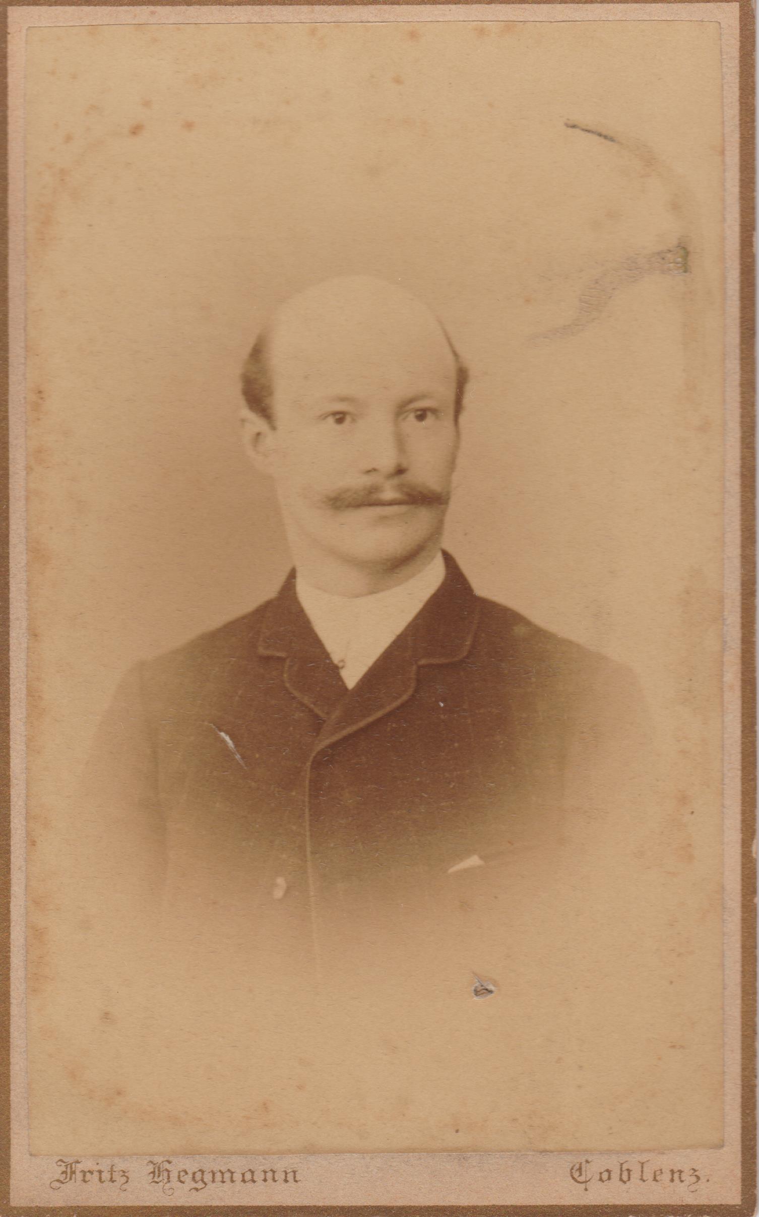 Portrait Hr. Spredo, Kaufmann in Bendorf um 1880 (REM CC BY-NC-SA)