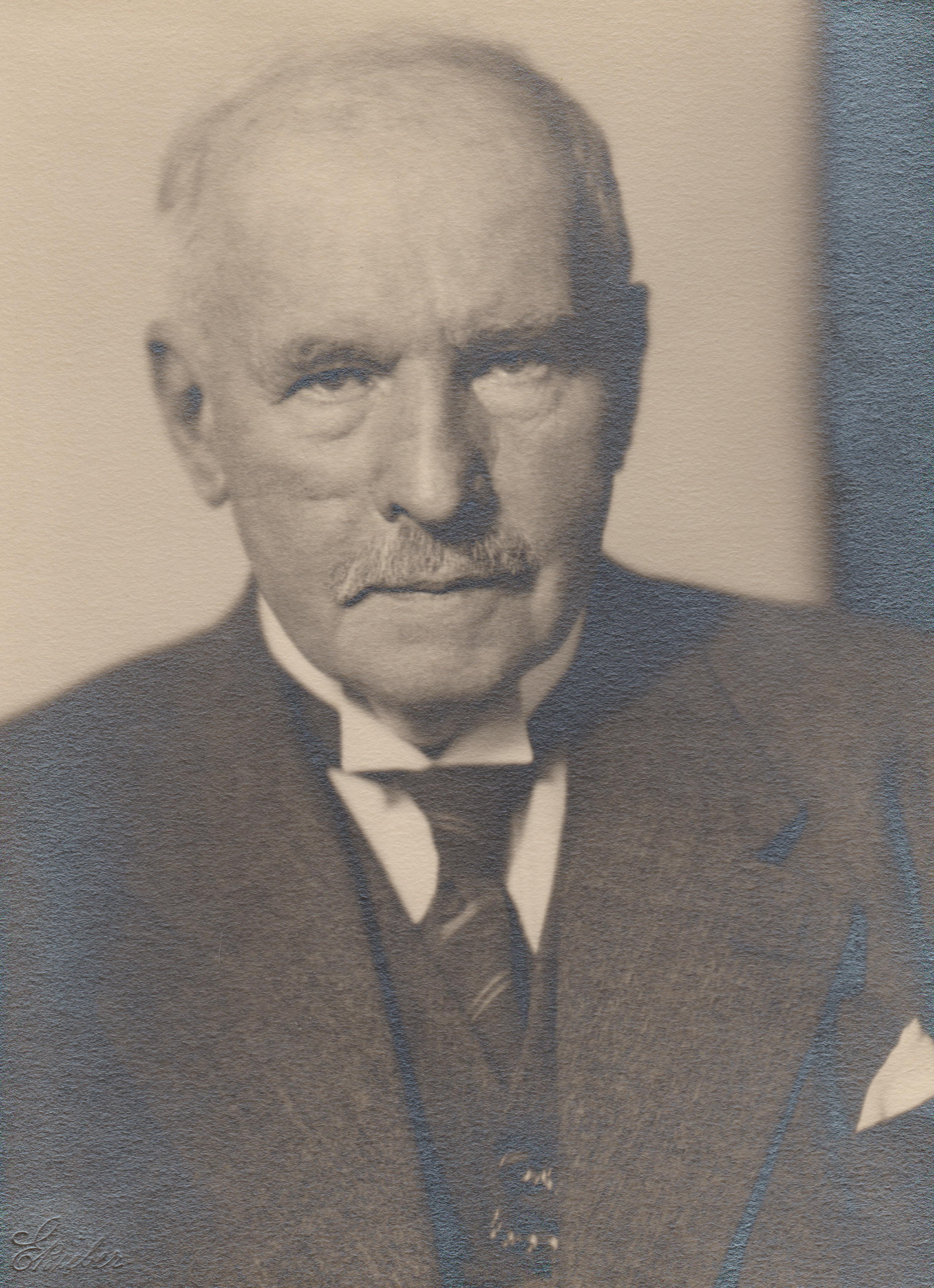 Portrait von Theodor Wiegand, Ehrenbürger der Stadt Bendorf (REM CC BY-NC-SA)