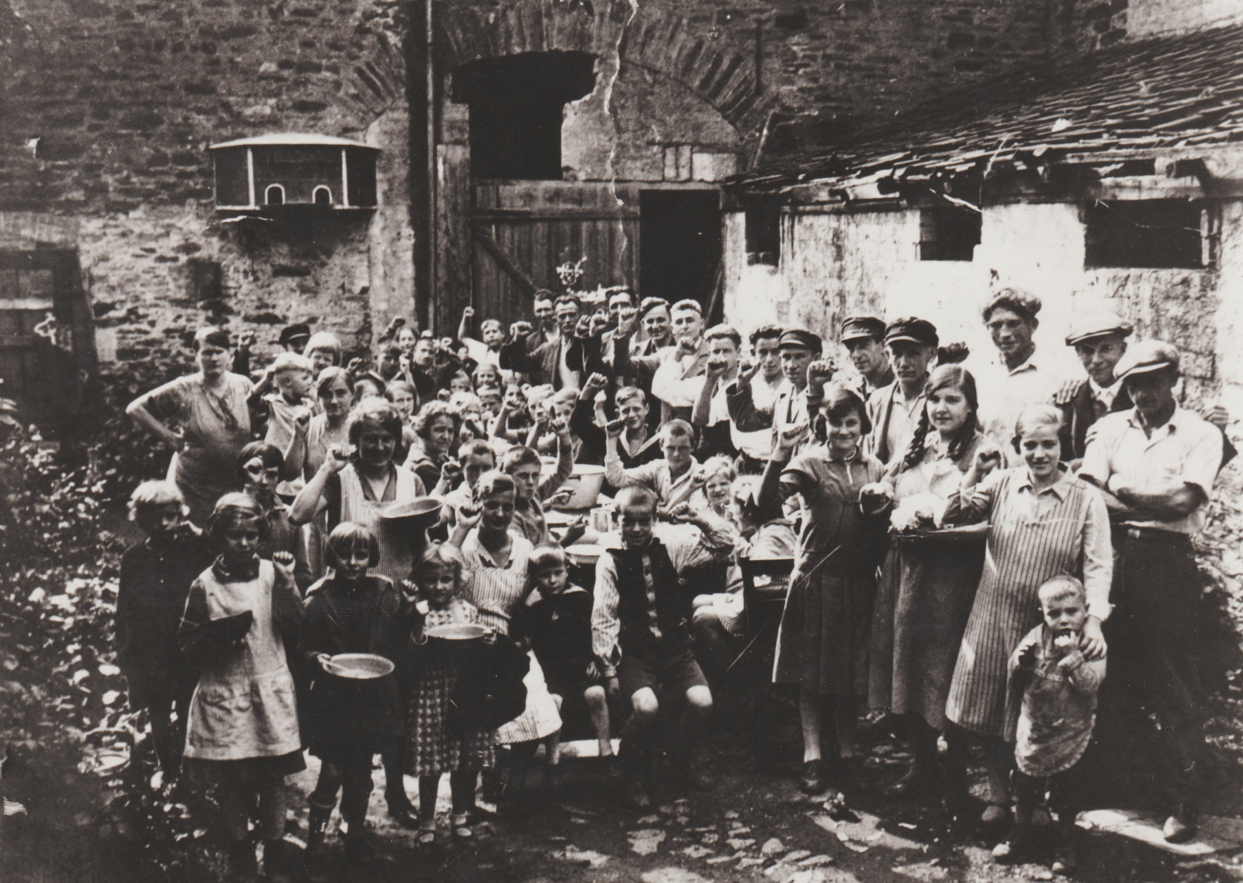 Kinderspeisung der KPD Bendorf 1932 (REM CC BY-NC-SA)