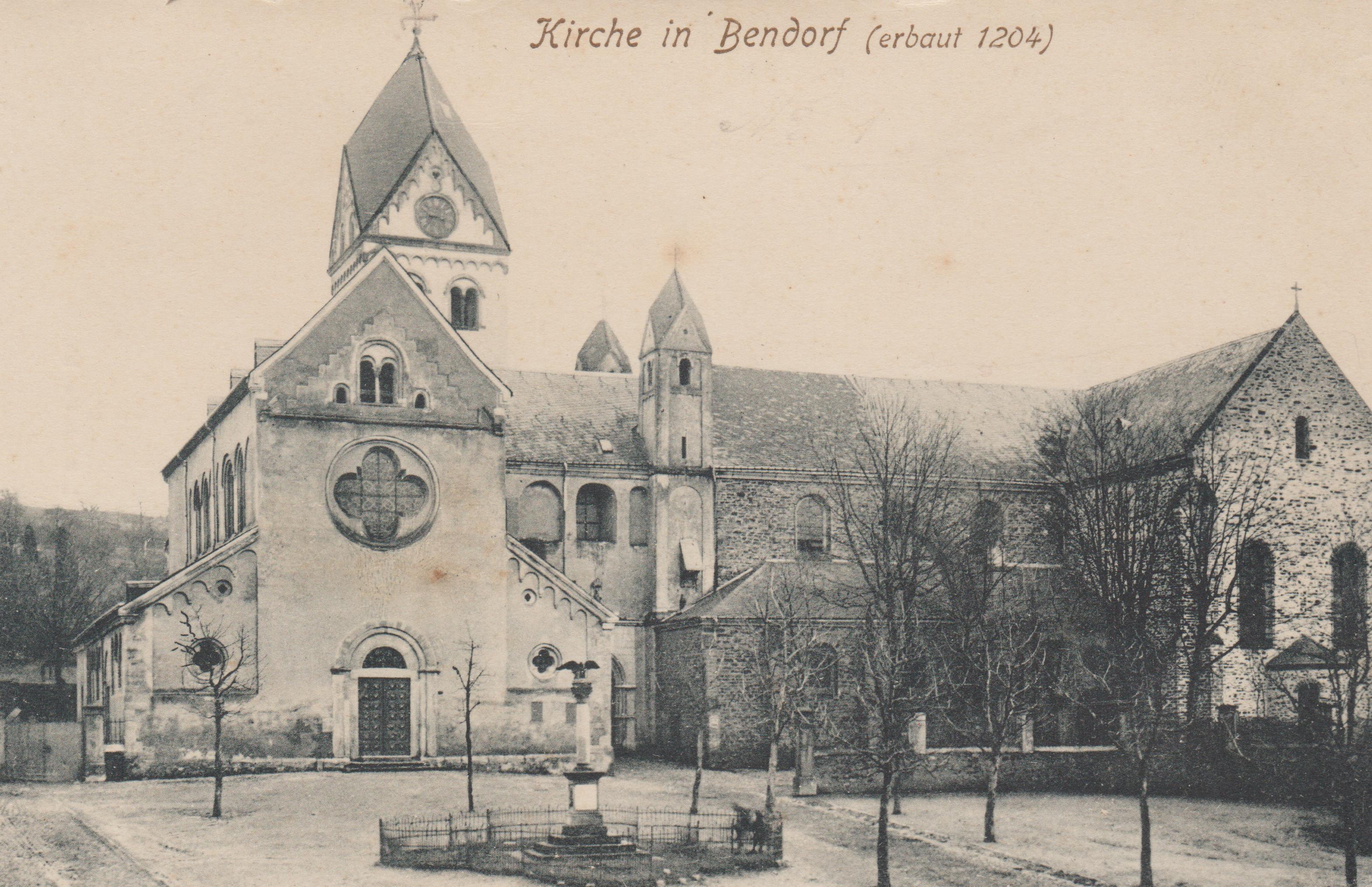 Die Kirchen St. Medard in Bendorf im Jahre 1912 (REM CC BY-NC-SA)
