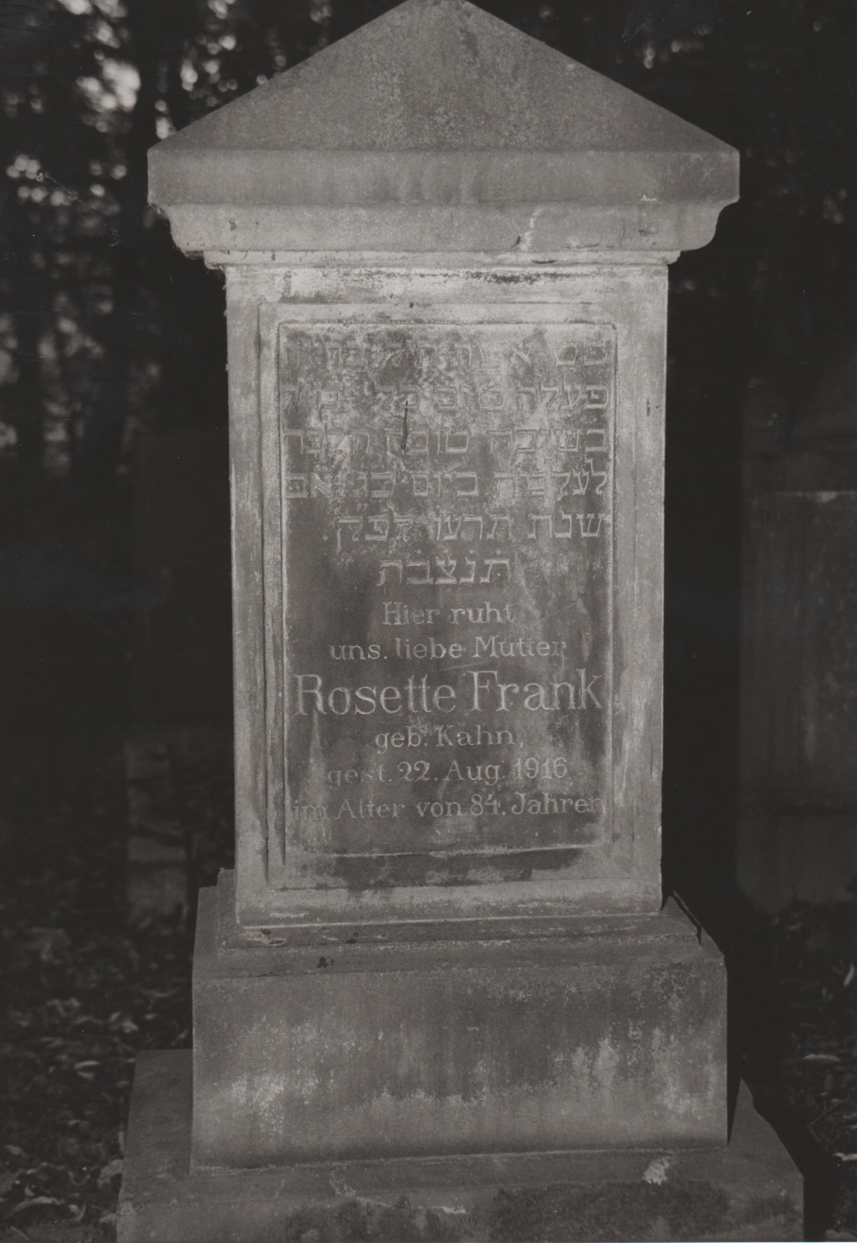 Grabstein von "Rosette Frank" auf dem jüdischen Friedhof in Bendorf (REM CC BY-NC-SA)