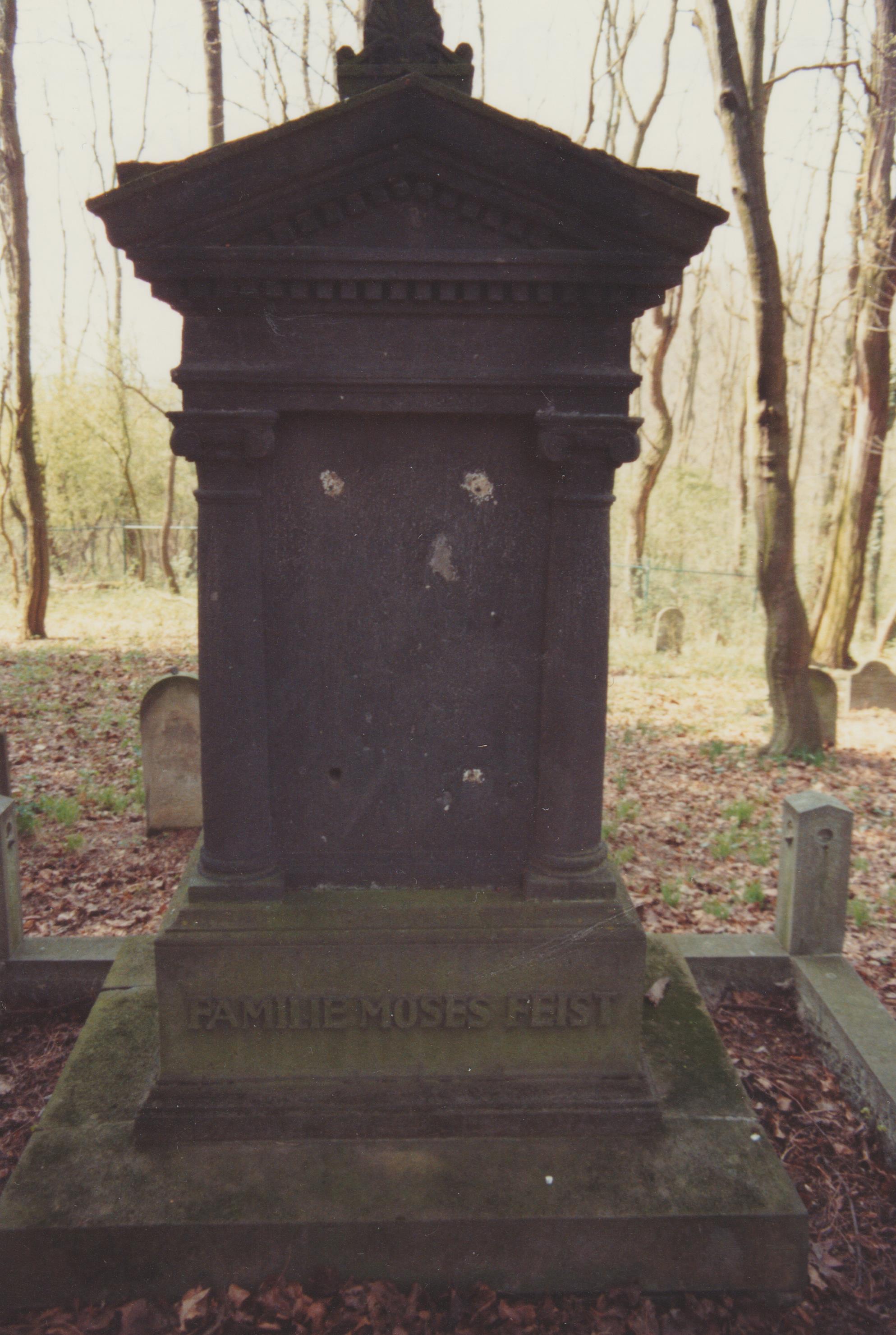Detail Grabmal der "Familie Moses Feist", jüdischer Friedhof Bendorf (REM CC BY-NC-SA)