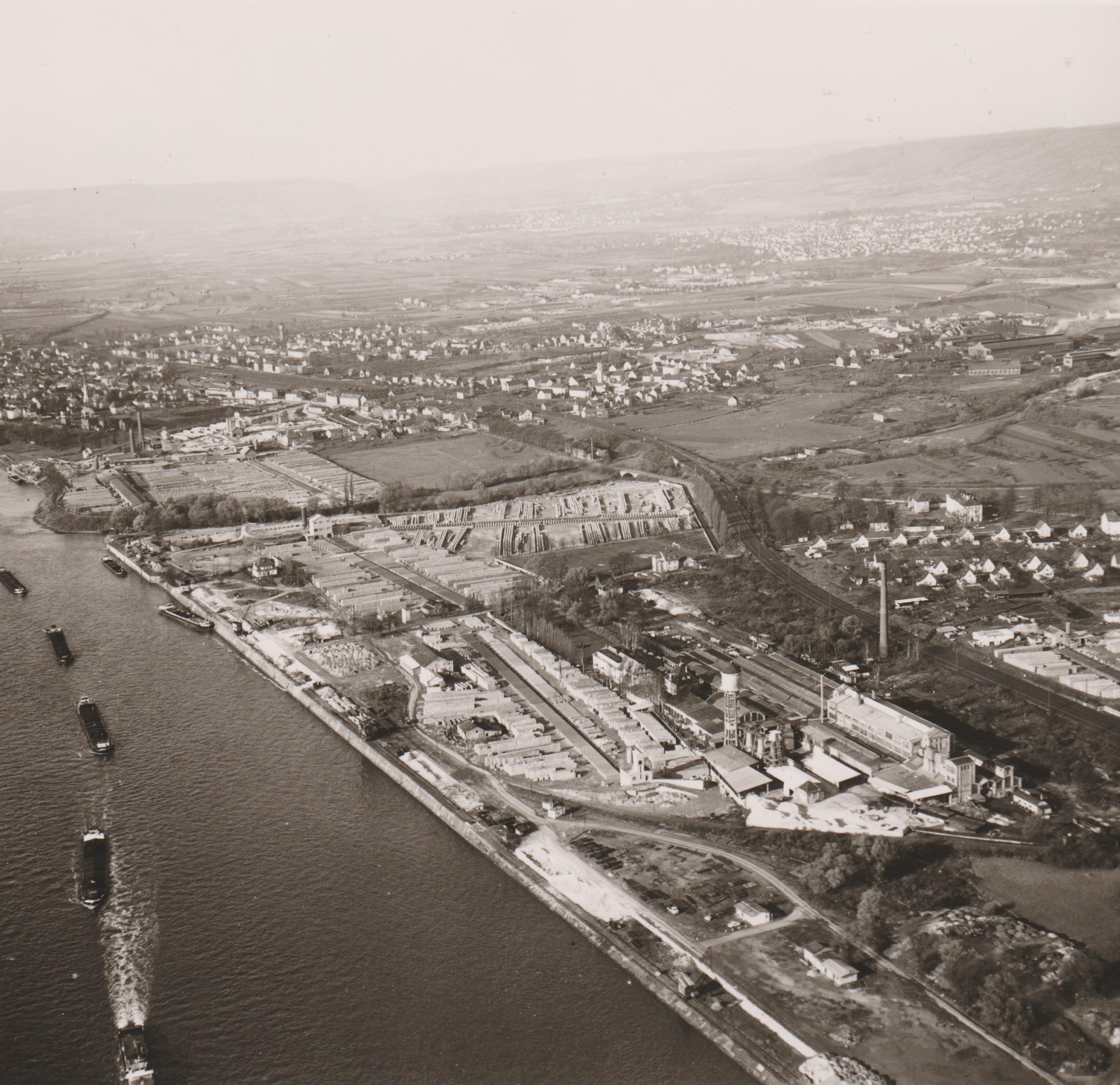 Luftaufnahme Rheinhafen Bendorf (REM CC BY-NC-SA)