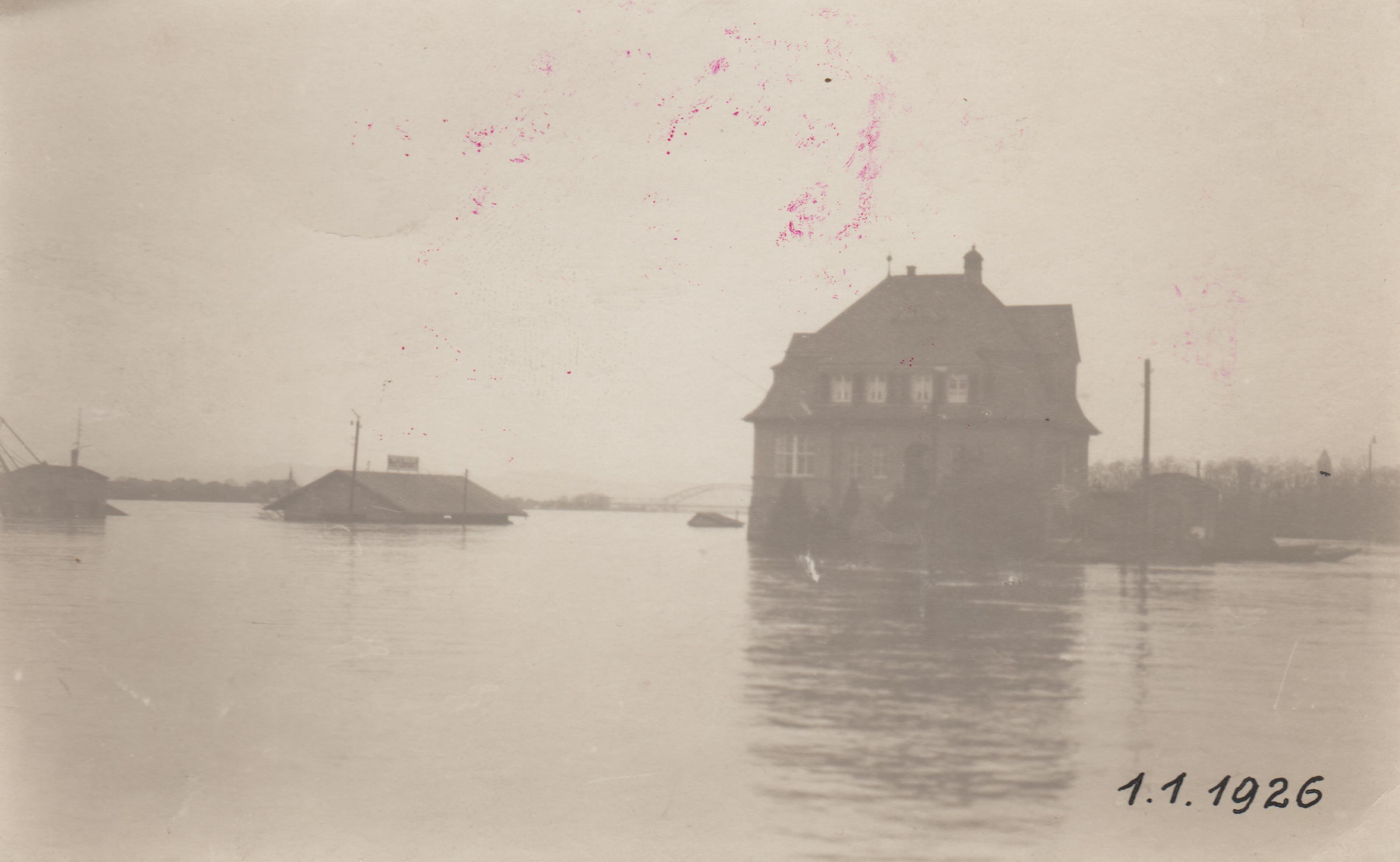 Hochwasser, Firma Dr. Otto Bendorf Rheinhafen 1926 (REM CC BY-NC-SA)