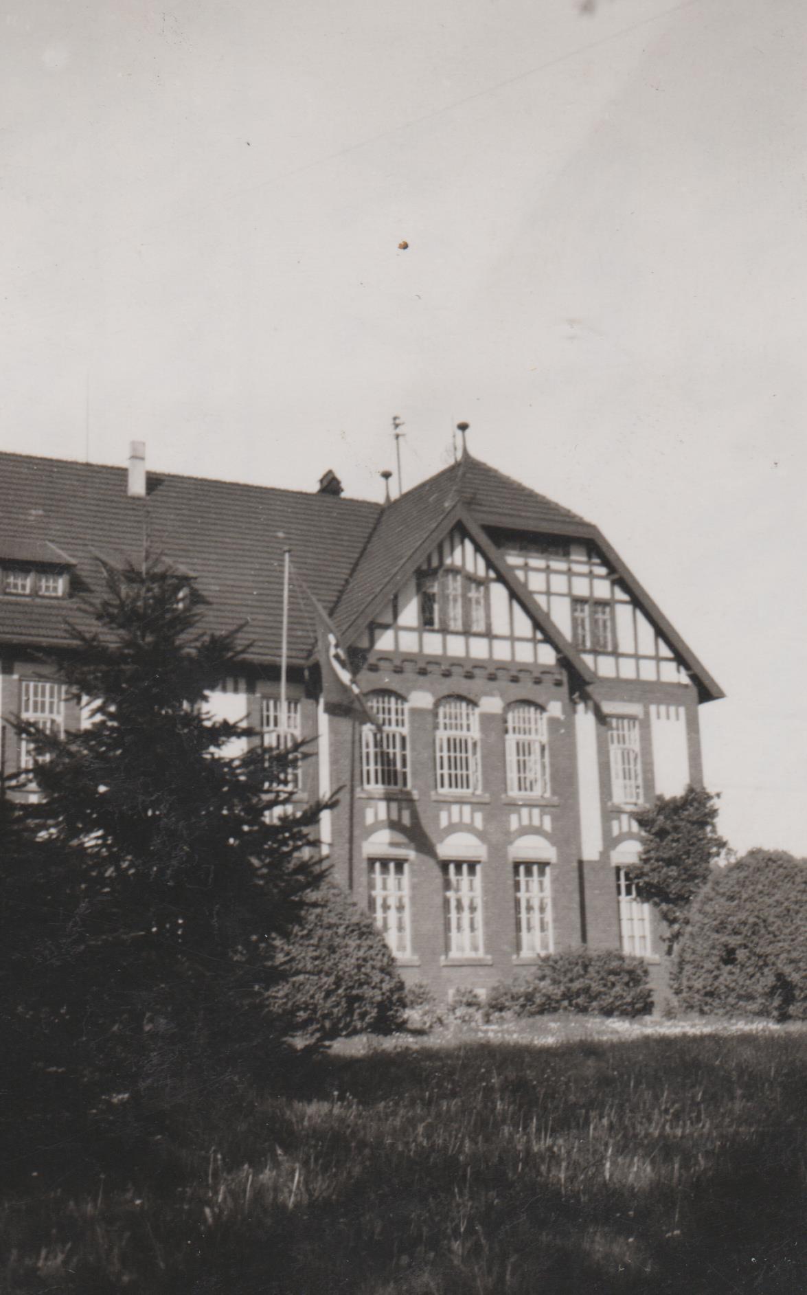 Rathaus II der Stadt Bendorf im Stadtpark, 1930 (REM CC BY-NC-SA)
