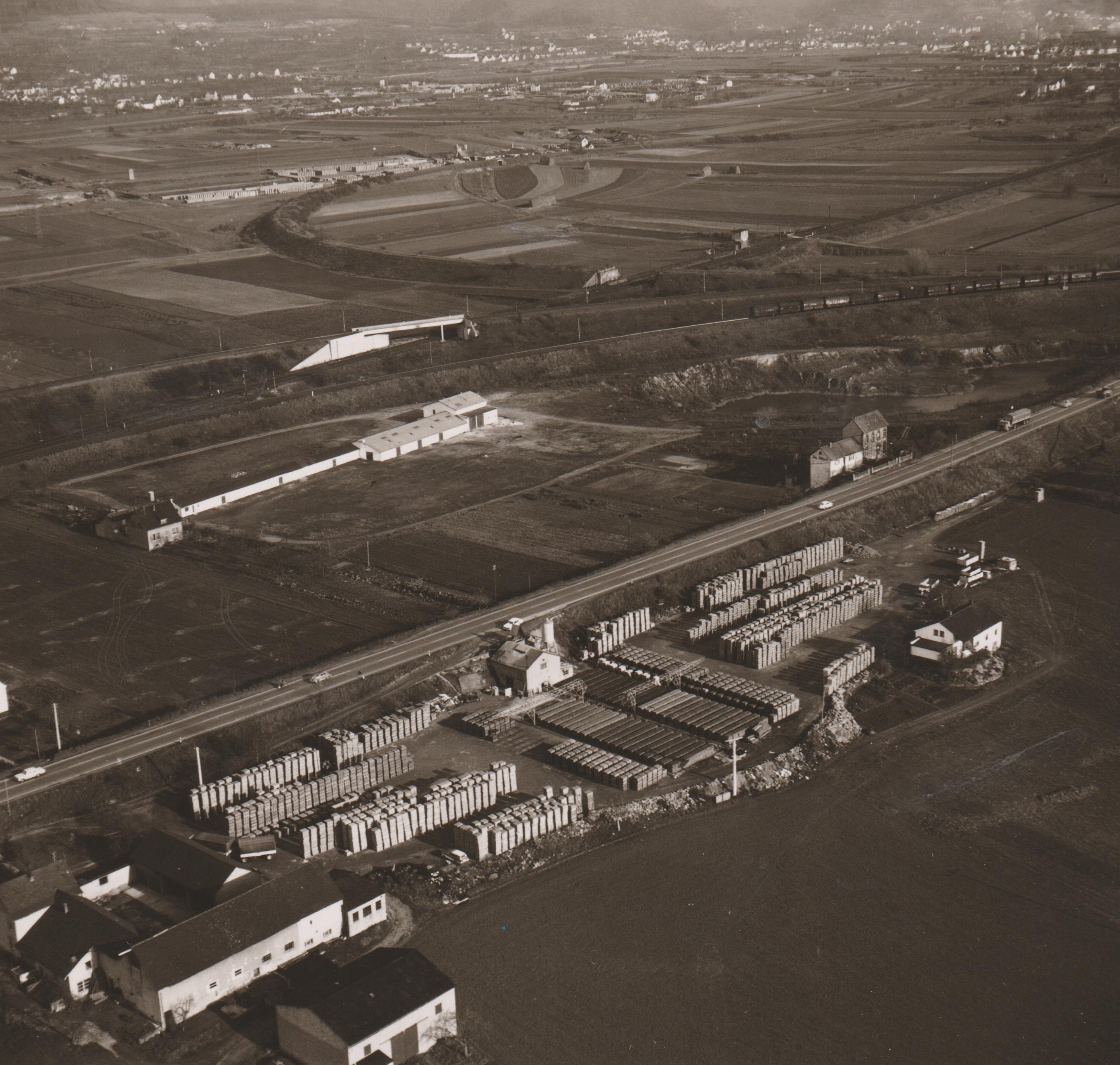 Luftaufnahme Naturschutzgebiet "Engerser Feld", 1964 (REM CC BY-NC-SA)