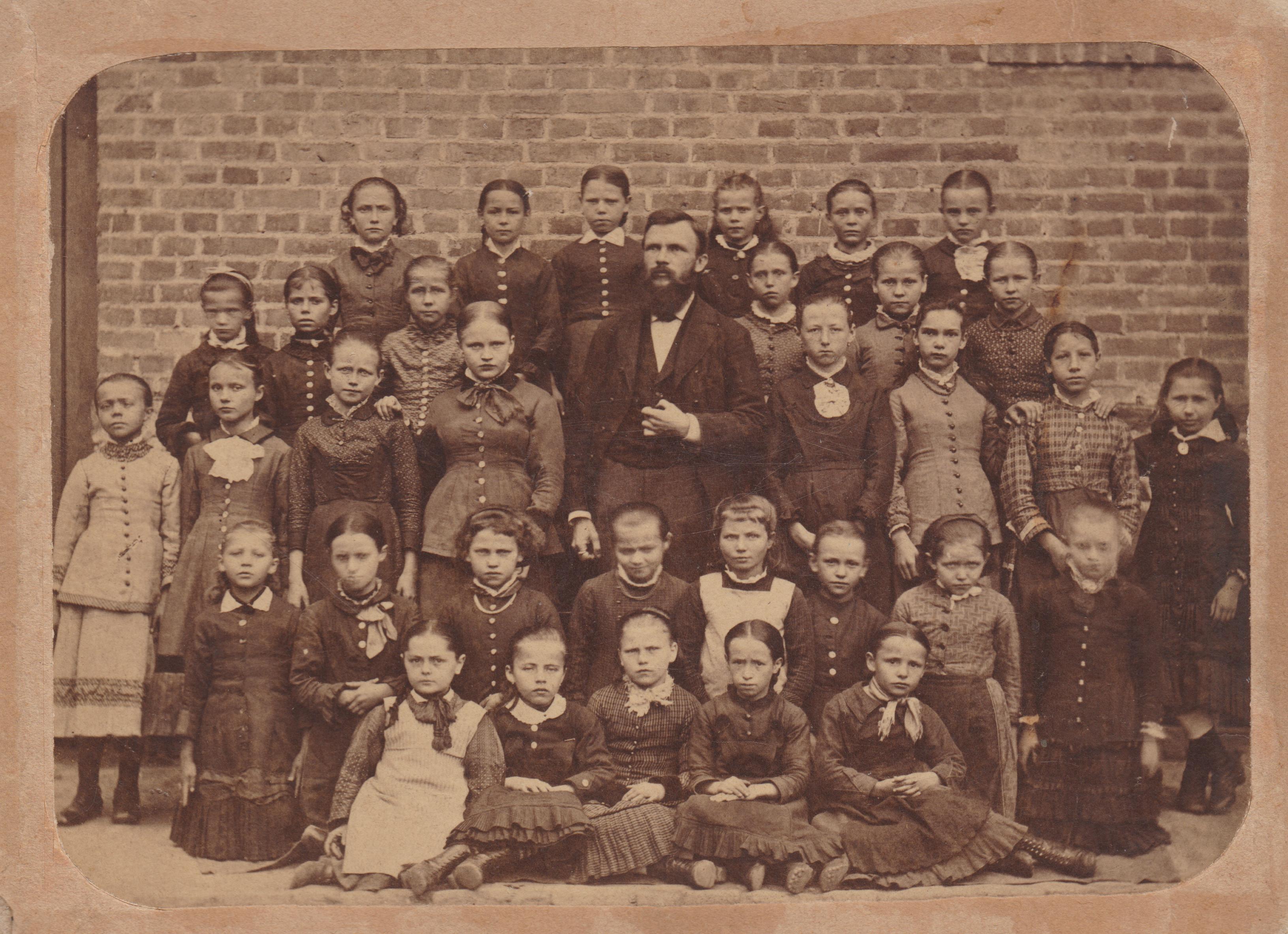 Ehemalige evangelische Schule Bendorf, Klassenfoto 1881 (REM CC BY-NC-SA)