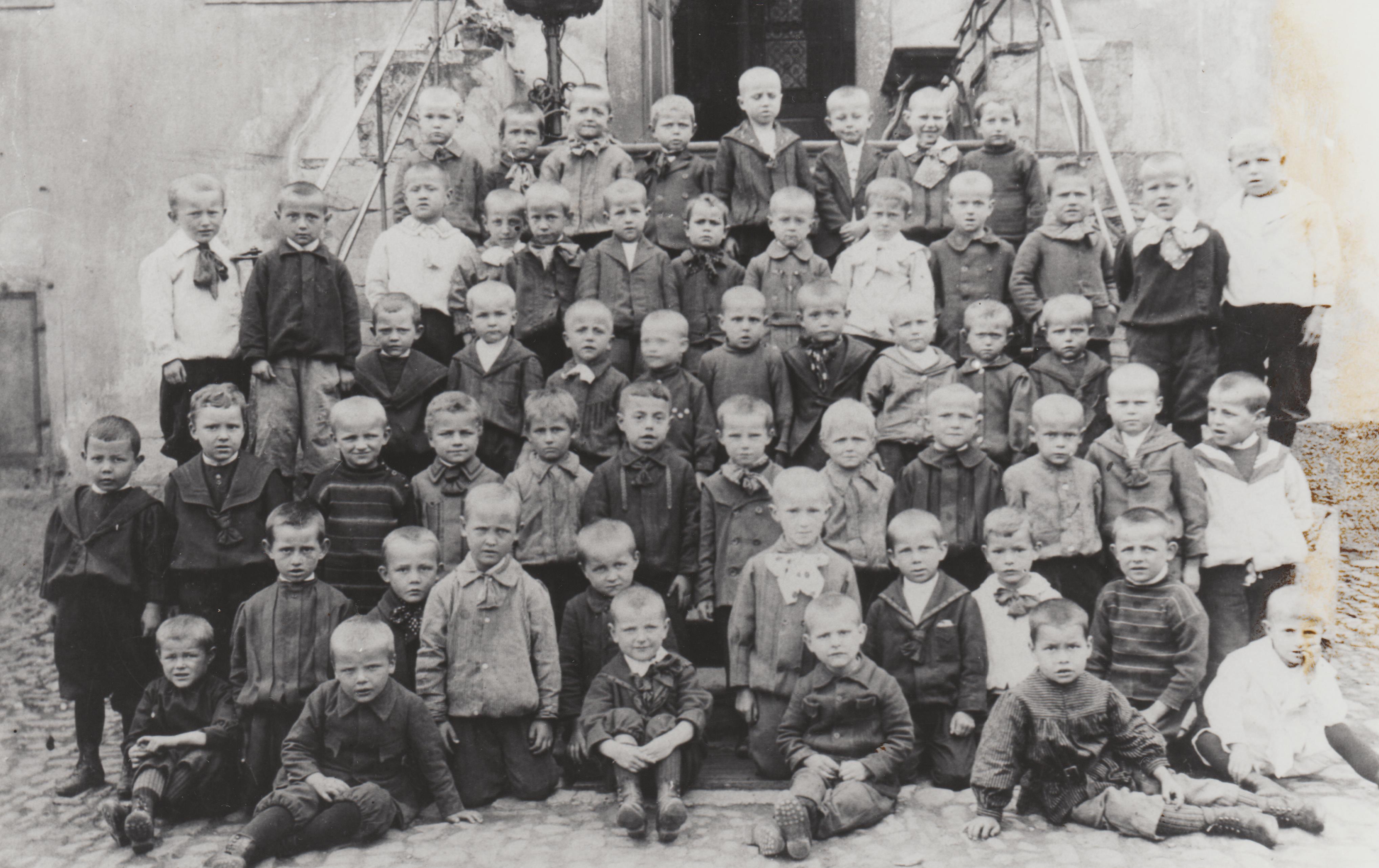 Ehemalige evangelische Schule Bendorf, Klassenfoto 1906/07 (REM CC BY-NC-SA)