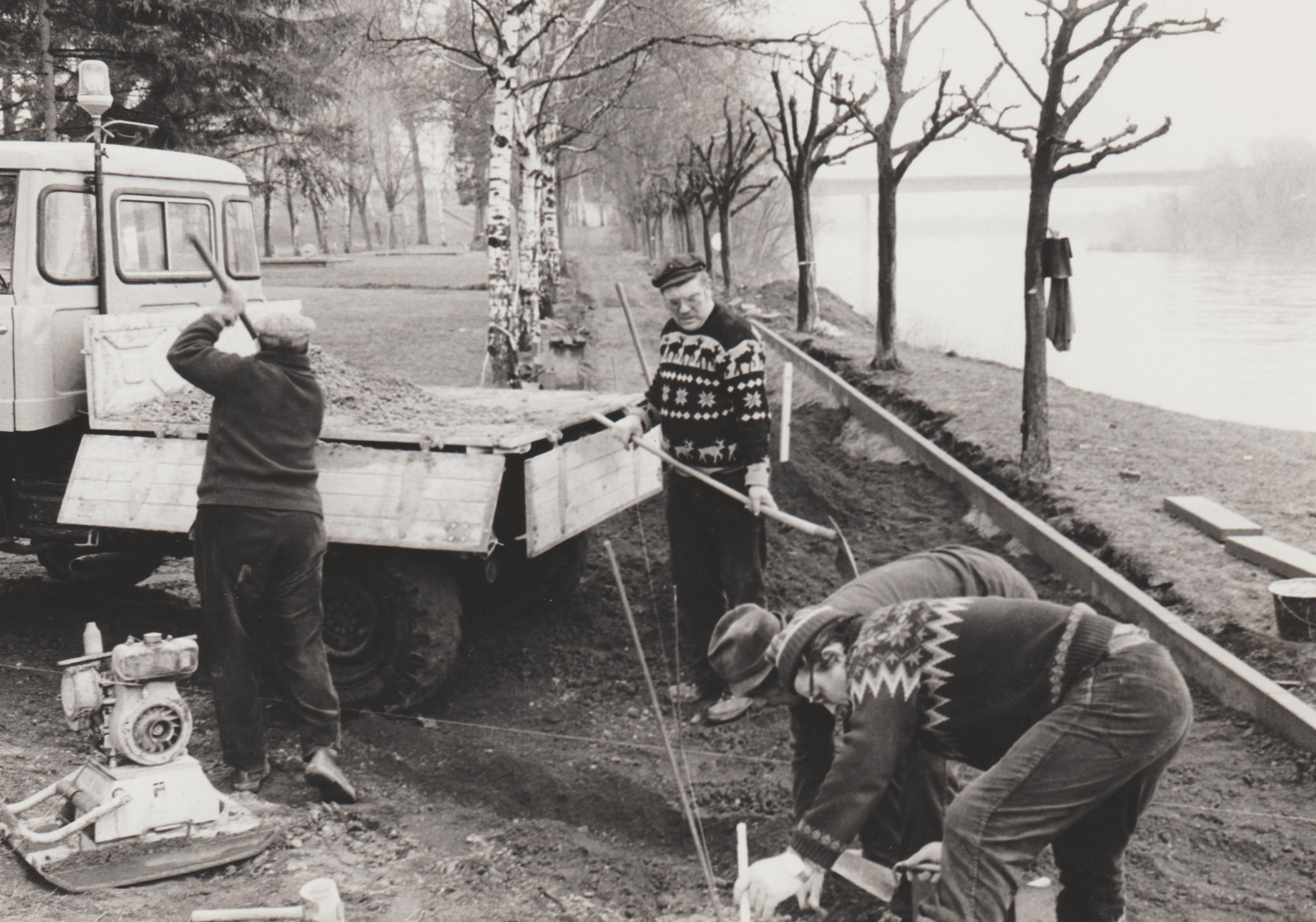 Erneuerung der Rheinanlagen, 1983 (REM CC BY-NC-SA)