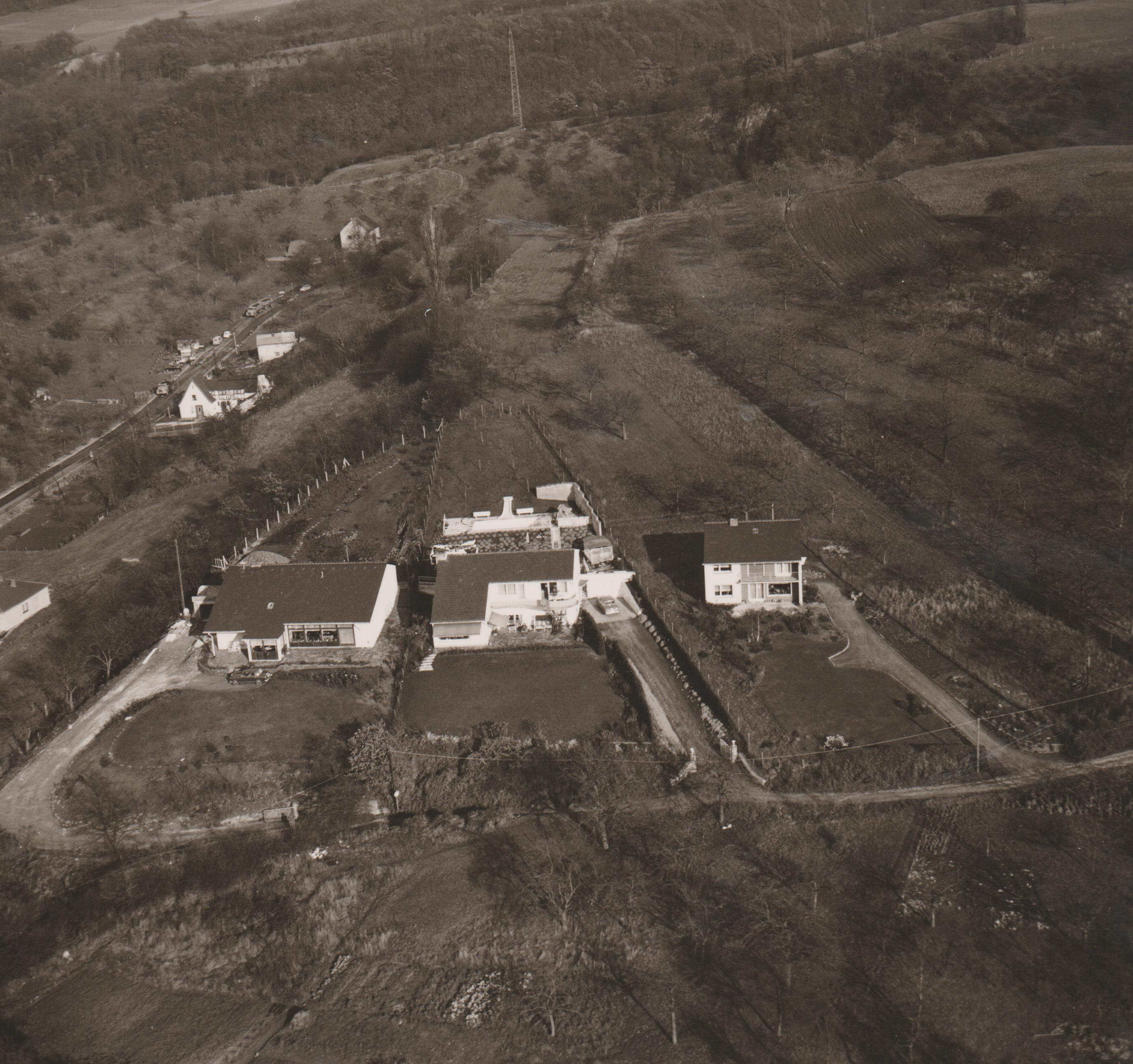 Luftaufnahme Bendorf-Sayn Hellenpfad, 1964 (REM CC BY-NC-SA)
