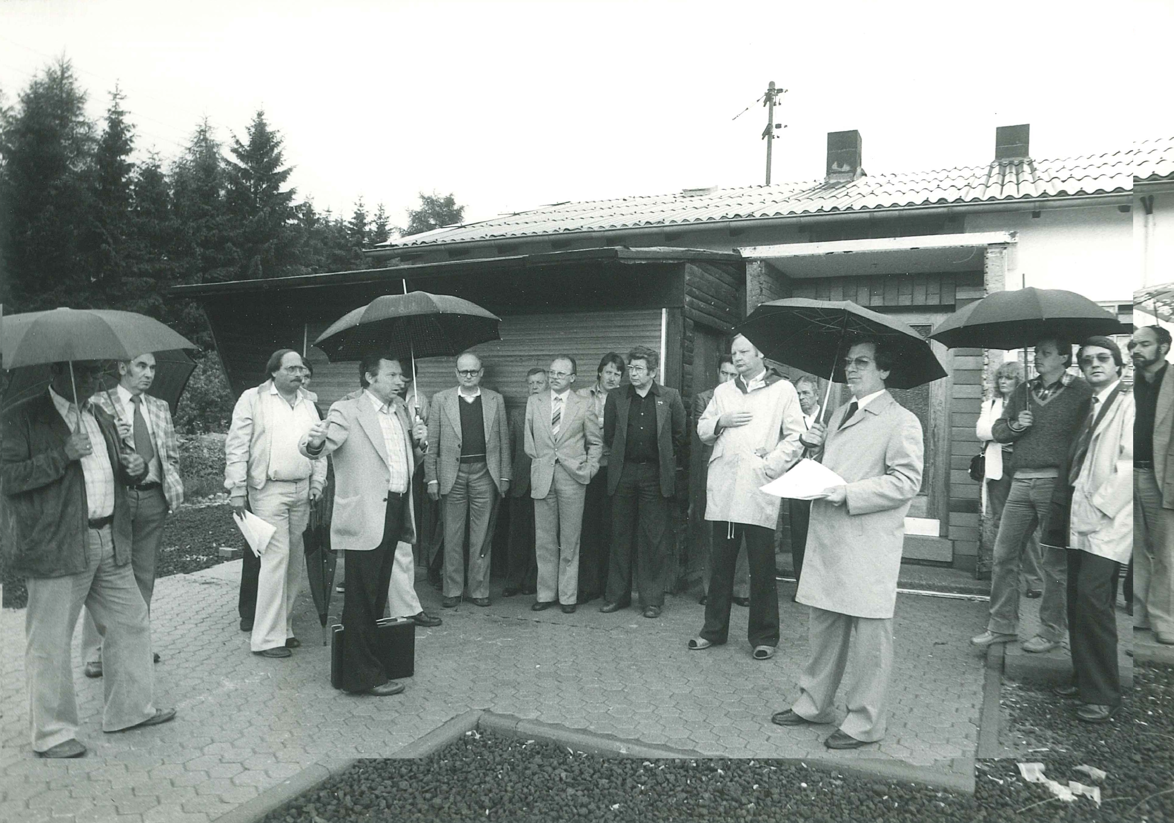 Jugend- und Sportausschuss, Ortsbegehung Bendorf, 1981 (REM CC BY-NC-SA)