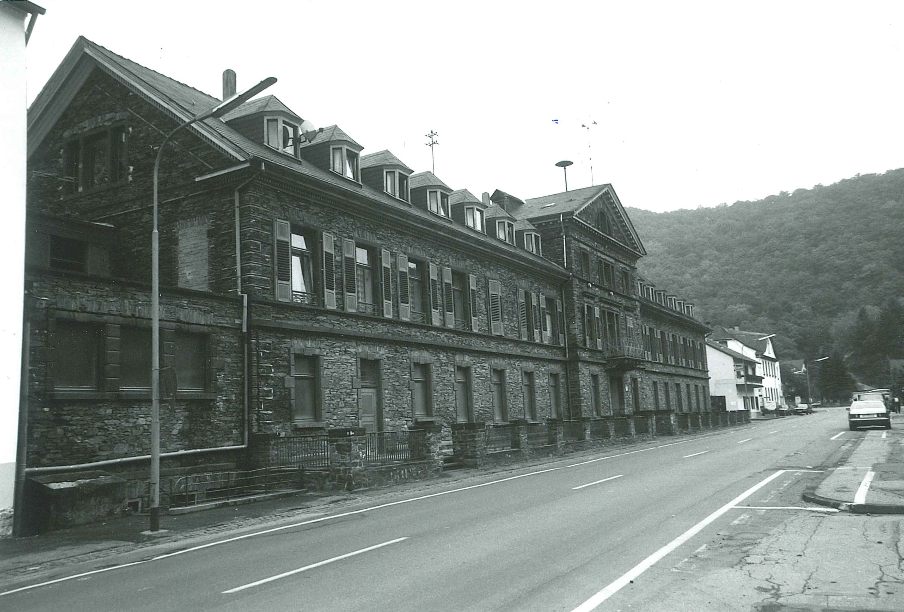 Krupp'sches Erholungsheim in Sayn, Außenfassade 1992 (REM CC BY-NC-SA)