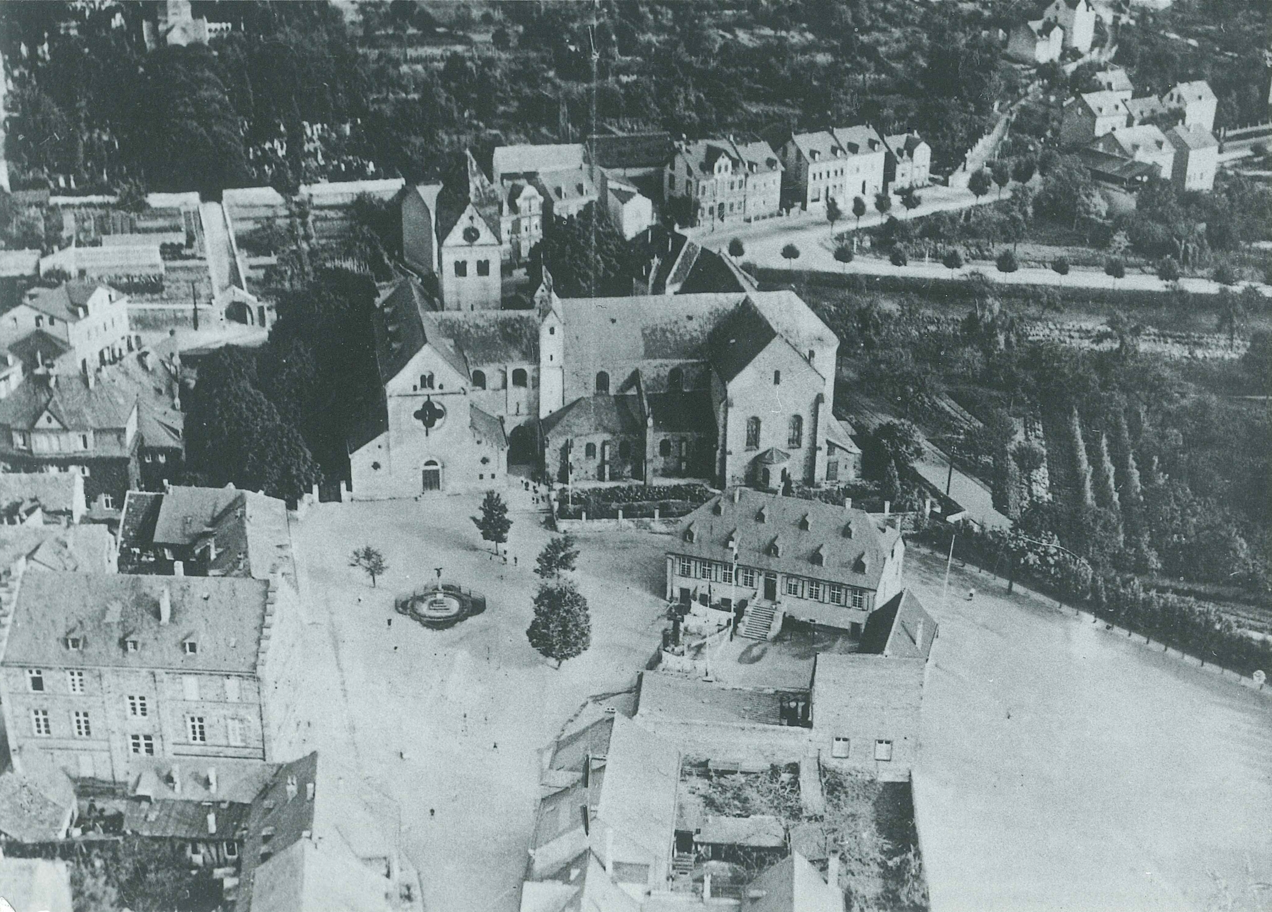 Luftaufnahme Kirchplatz Bendorf 1938 (REM CC BY-NC-SA)