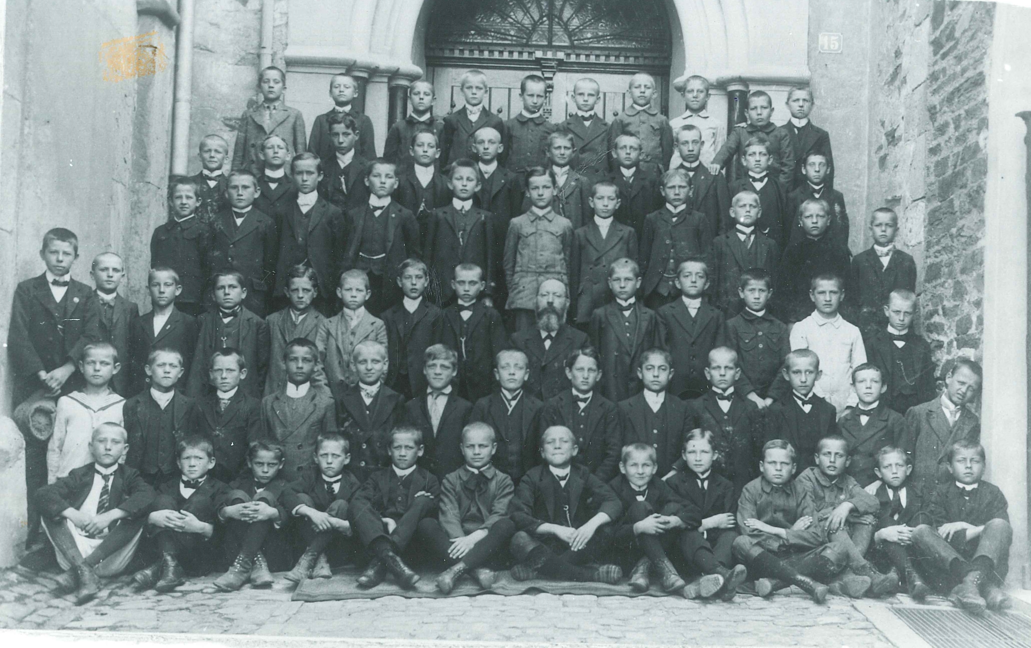 Katholische Knabenschule Bendorf, Klassenfoto 1907/08 (REM CC BY-NC-SA)