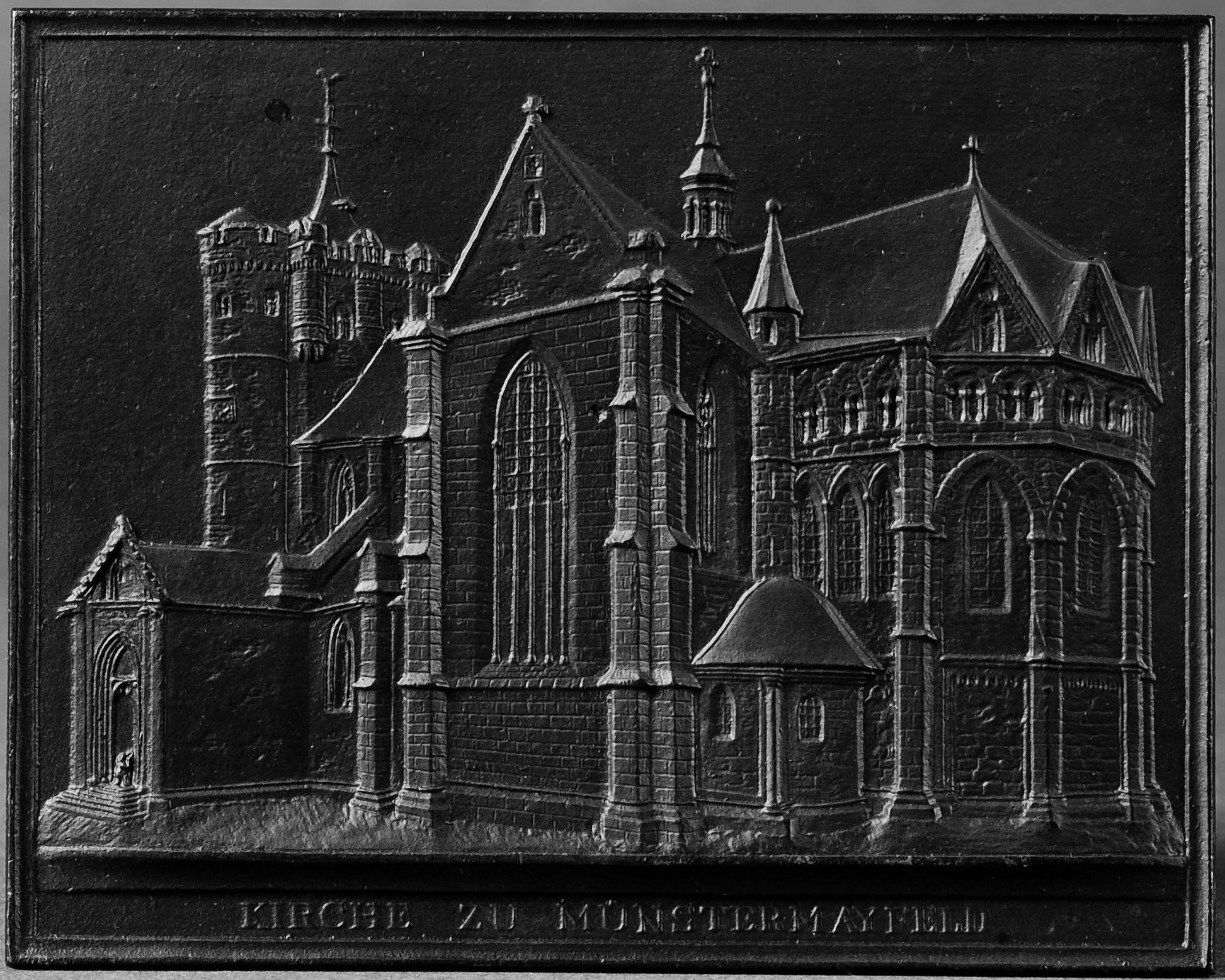 Sayner Neujahrsplakette 1831 „Kirche zu Münstermaifeld“ (Rheinisches Eisenkunstguss-Museum CC BY-NC-SA)