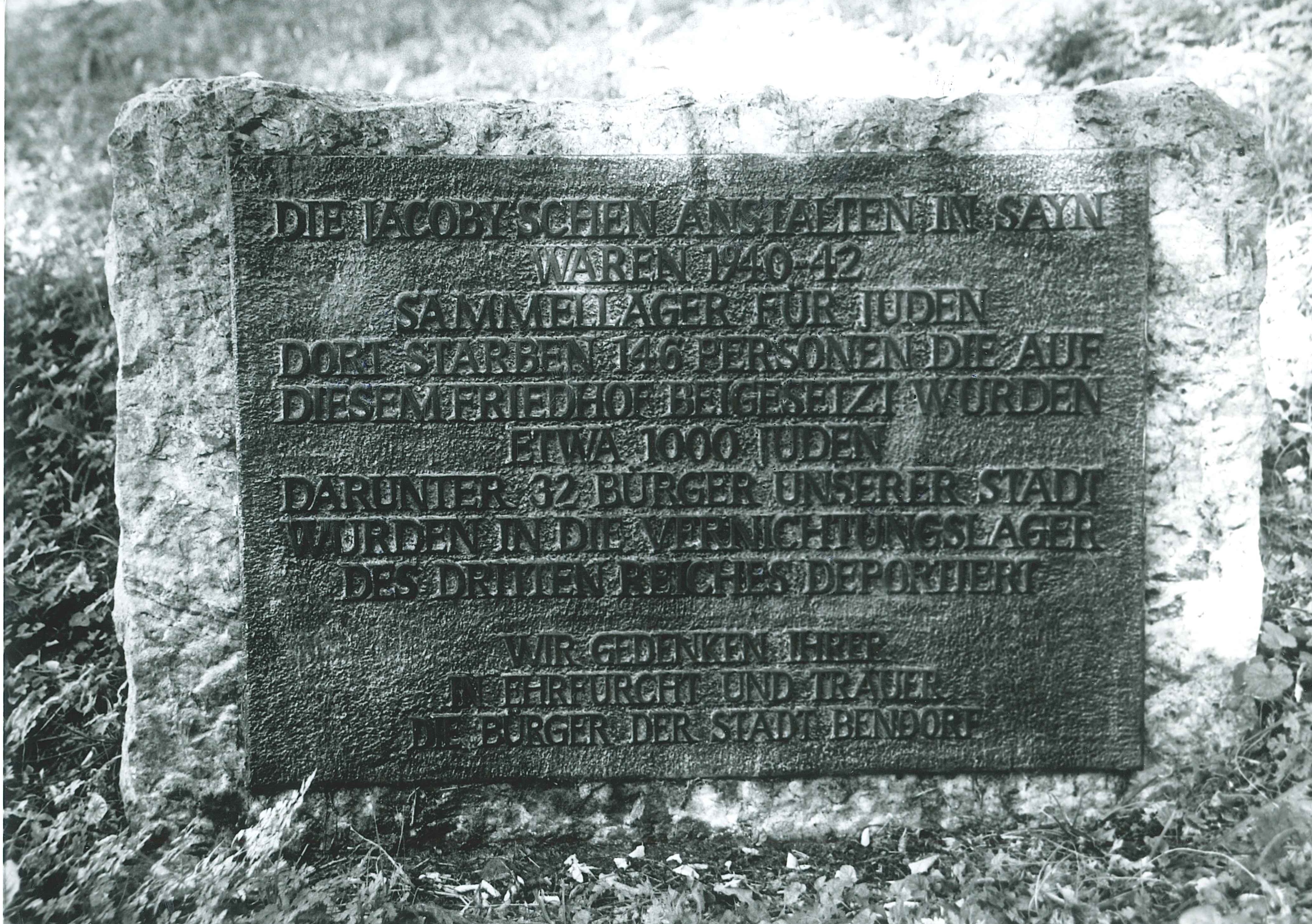 Erinnerungsstein, jüdischer Friedhof Sayn (REM CC BY-NC-SA)